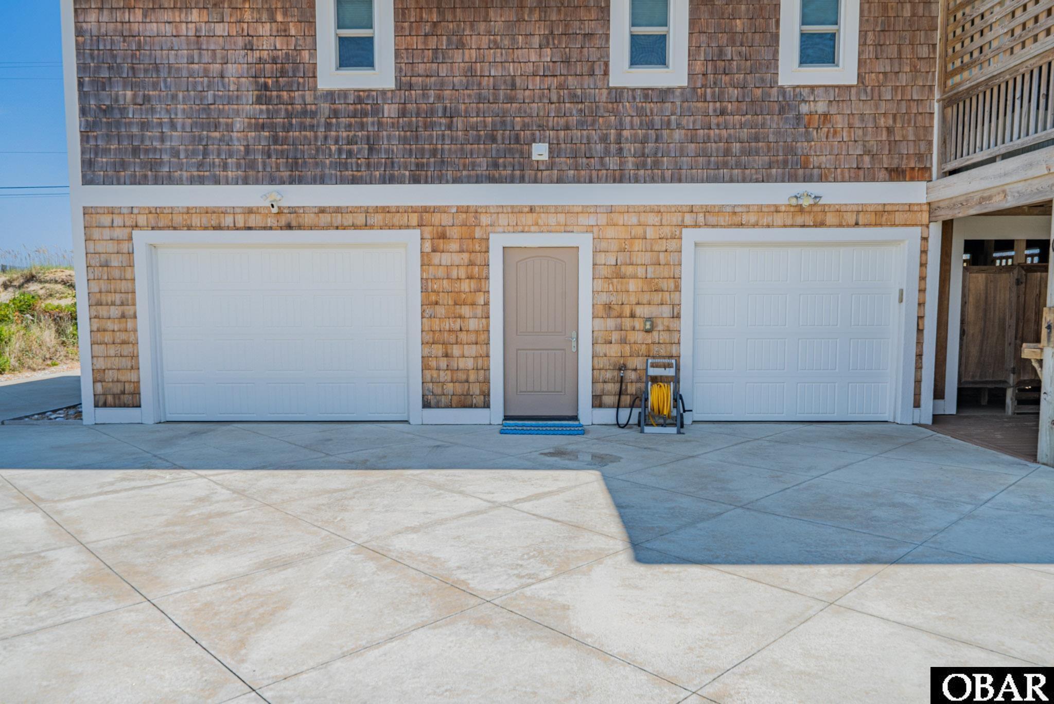 Kitty Hawk, North Carolina, 27949, United States, 4 Bedrooms Bedrooms, ,4 BathroomsBathrooms,Residential,For Sale,1905904