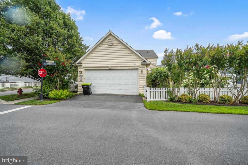 Milton, Delaware, 19968, United States, 4 Bedrooms Bedrooms, ,4 BathroomsBathrooms,Residential,For Sale,1901240