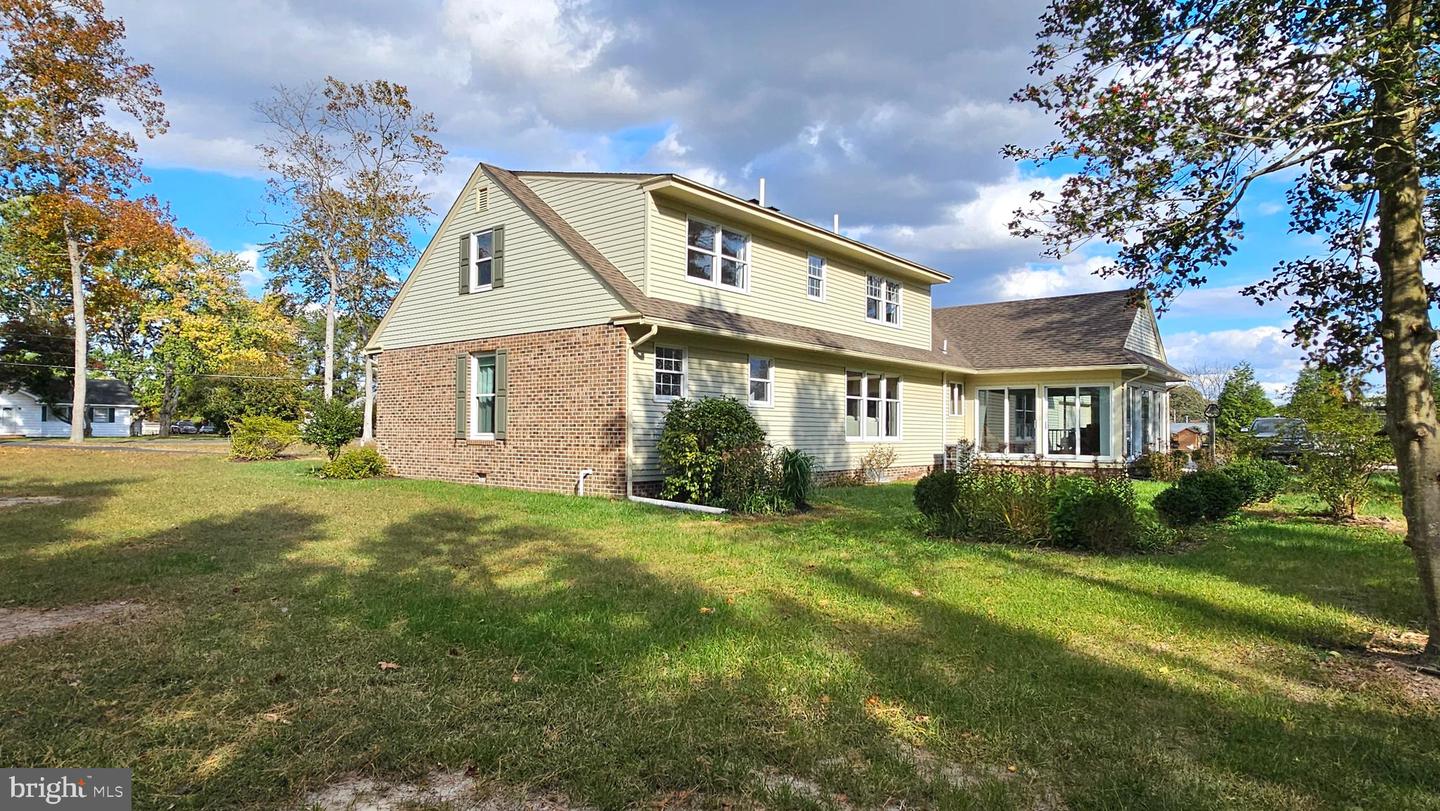 Salisbury, Maryland, 21804, United States, 4 Bedrooms Bedrooms, ,3 BathroomsBathrooms,Residential,For Sale,1996971