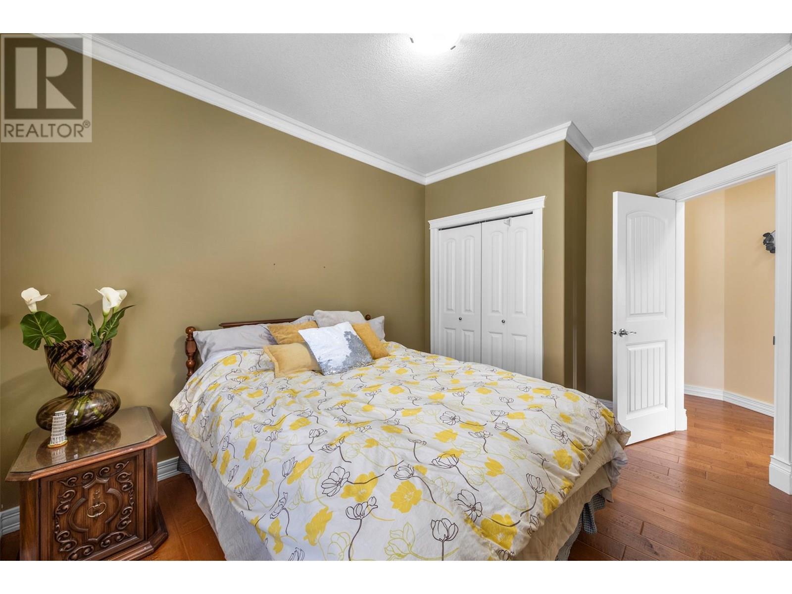 WEST KELOWNA, British Columbia, V1Y 6G1, CA, 5 Bedrooms Bedrooms, ,3 BathroomsBathrooms,Residential,For Sale,1892730