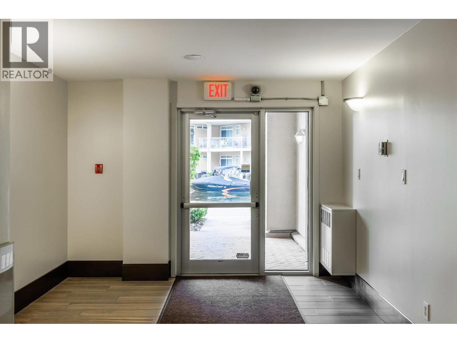 KELOWNA, British Columbia, V1Y 9W1, CA, 2 Bedrooms Bedrooms, ,2 BathroomsBathrooms,Residential,For Sale,1961456