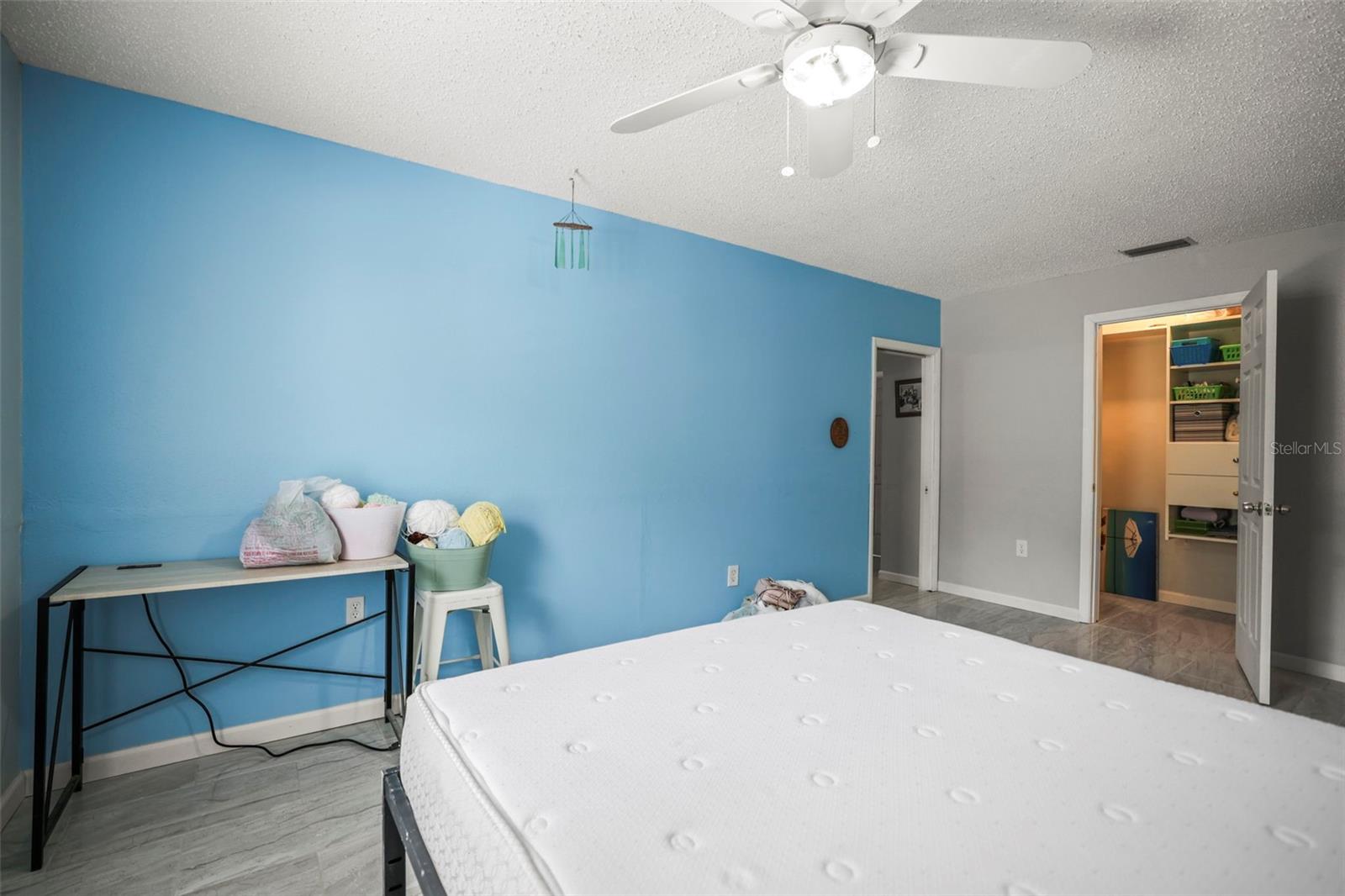 Clearwater, Florida, 33760, United States, 3 Bedrooms Bedrooms, ,2 BathroomsBathrooms,Residential,For Sale,1826177