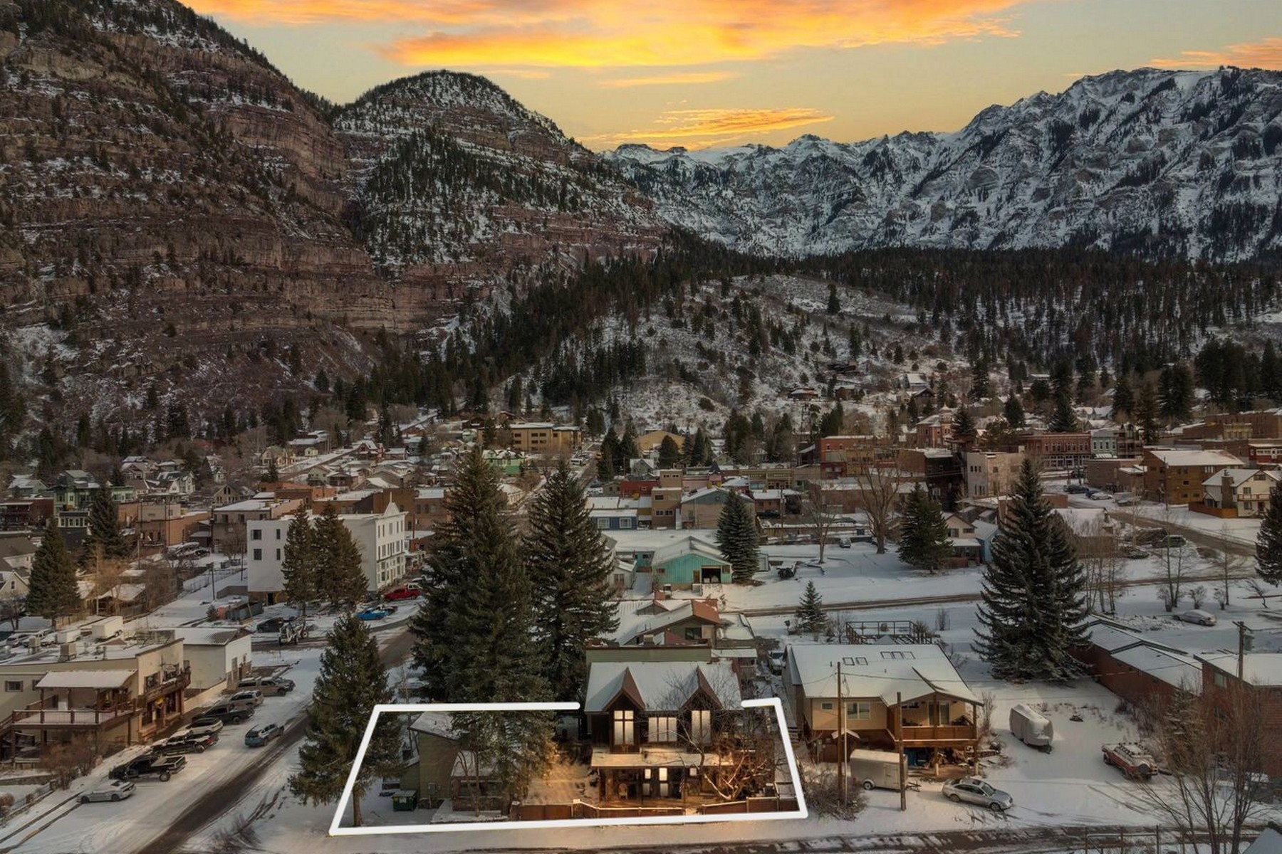  Mission Rock Residential Triplex in Downtown Ouray - 物件實景