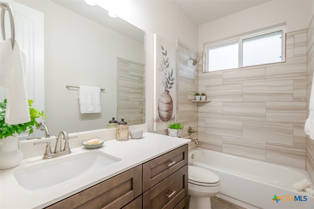 Killeen, Texas, 76542, United States, 5 Bedrooms Bedrooms, ,4 BathroomsBathrooms,Residential,For Sale,1988251