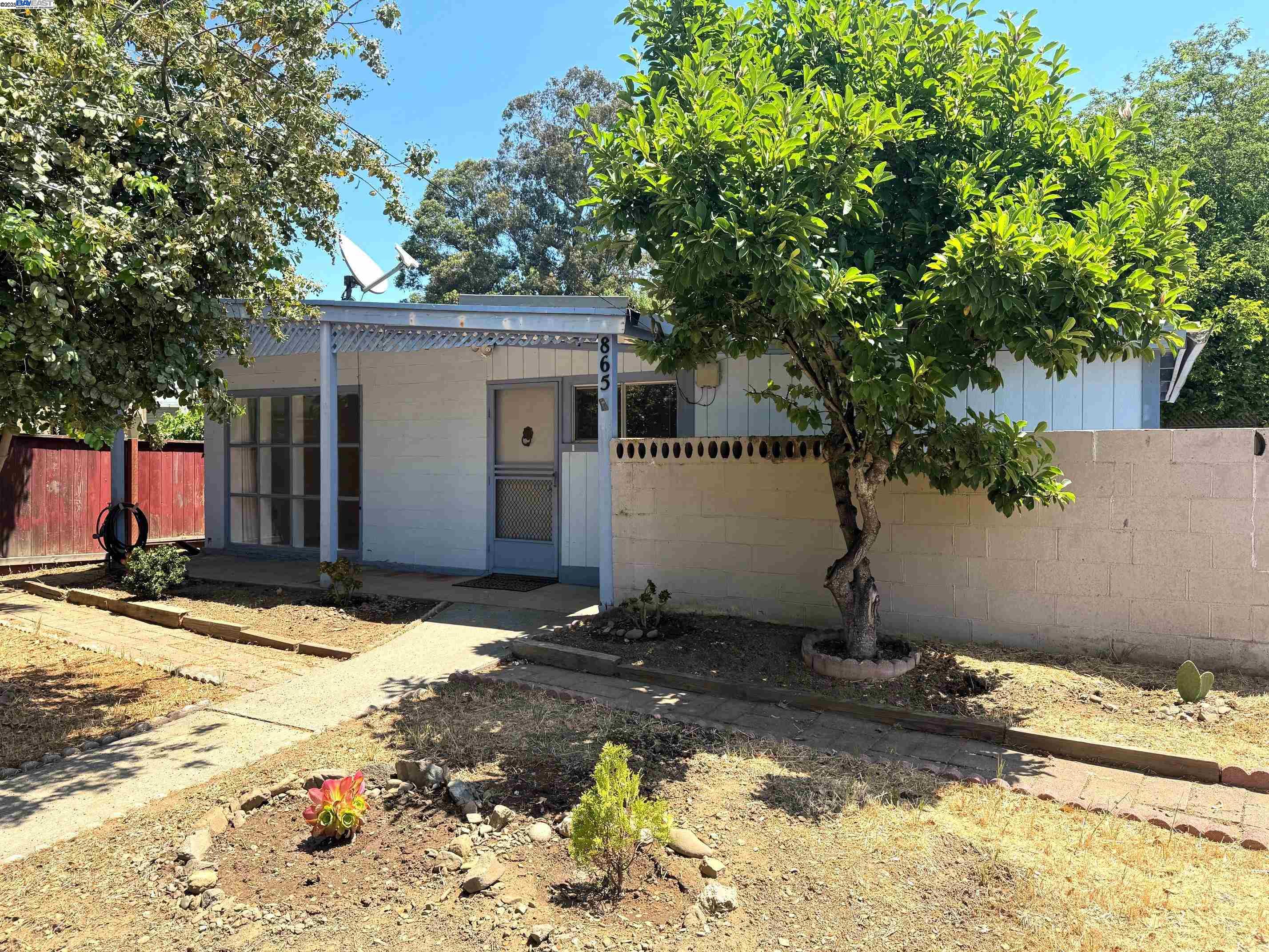 Fremont, California, 94536, United States, 2 Bedrooms Bedrooms, ,1 BathroomBathrooms,Residential,For Sale,1906886