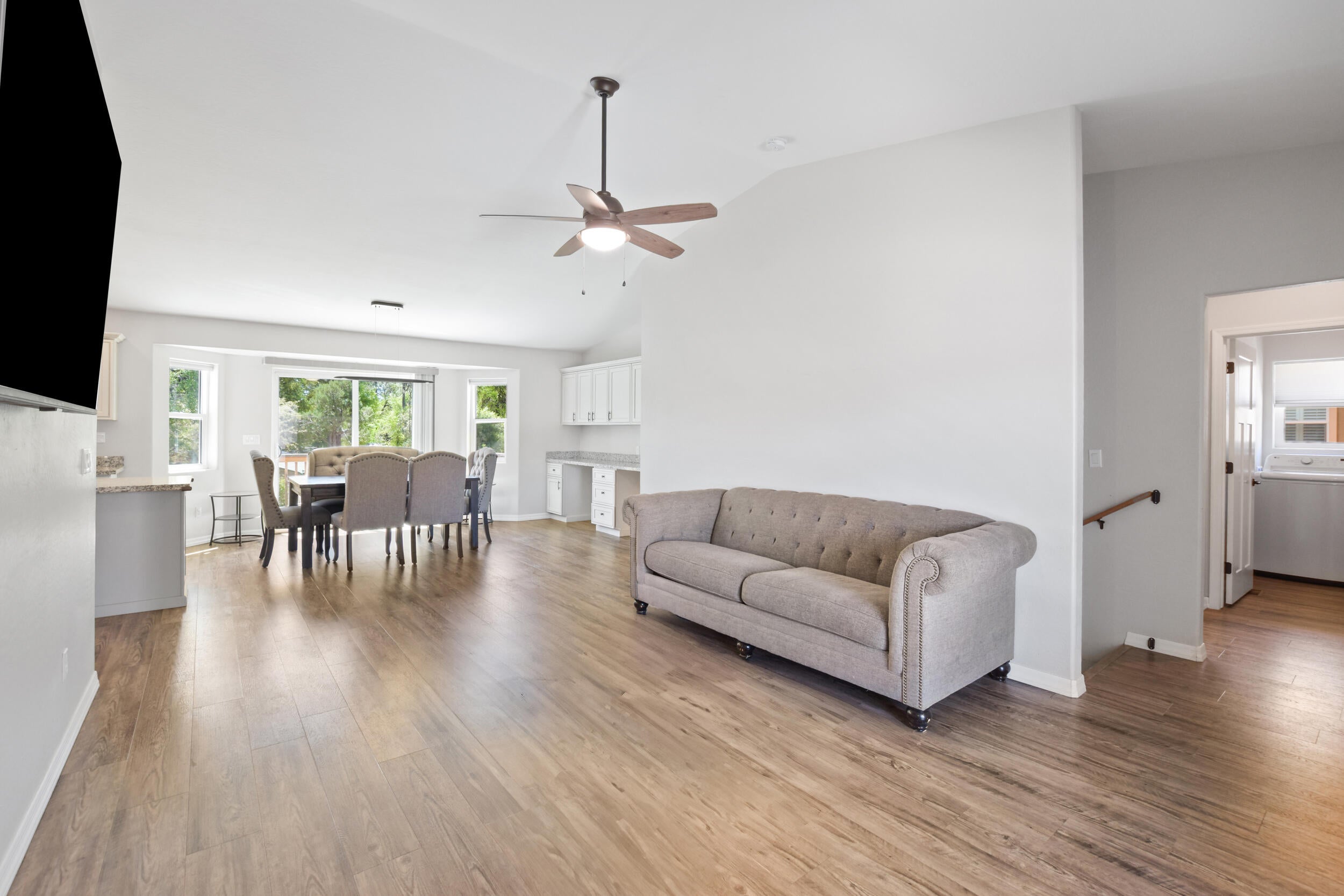 Payson, Arizona, 85541, United States, 4 Bedrooms Bedrooms, ,3 BathroomsBathrooms,Residential,For Sale,1821332