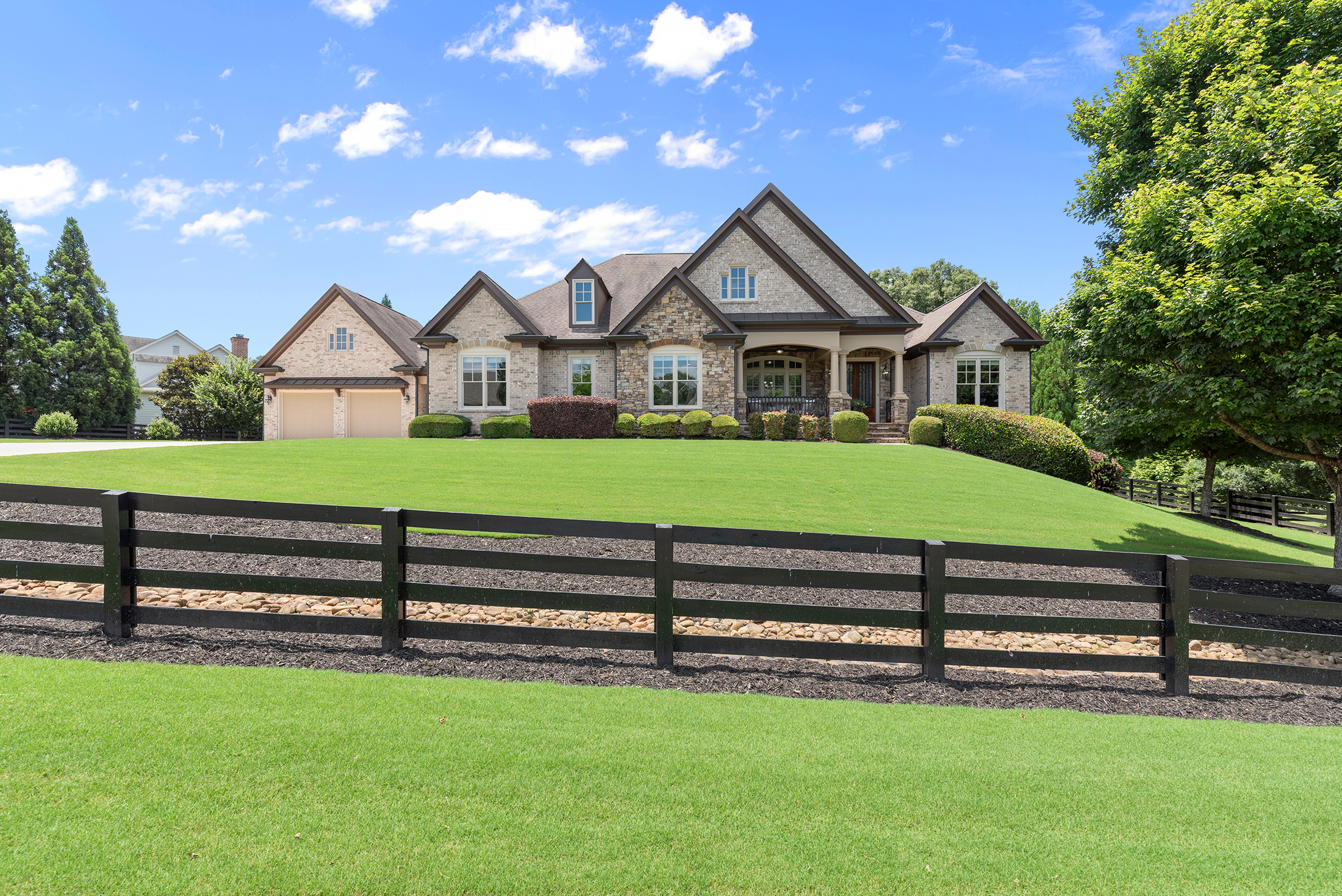 A Private Luxury Estate Set on Over One-Acre in Trinity Creek - 物件實景