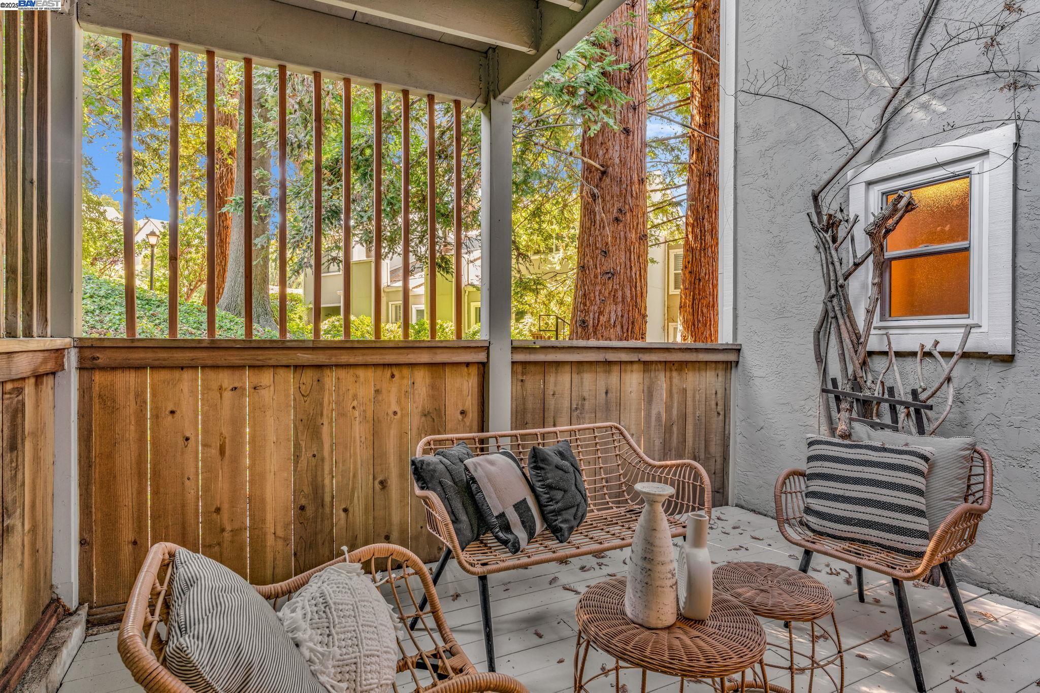 Pleasant Hill, California, 94523, United States, 4 Bedrooms Bedrooms, ,2 BathroomsBathrooms,Residential,For Sale,1991130