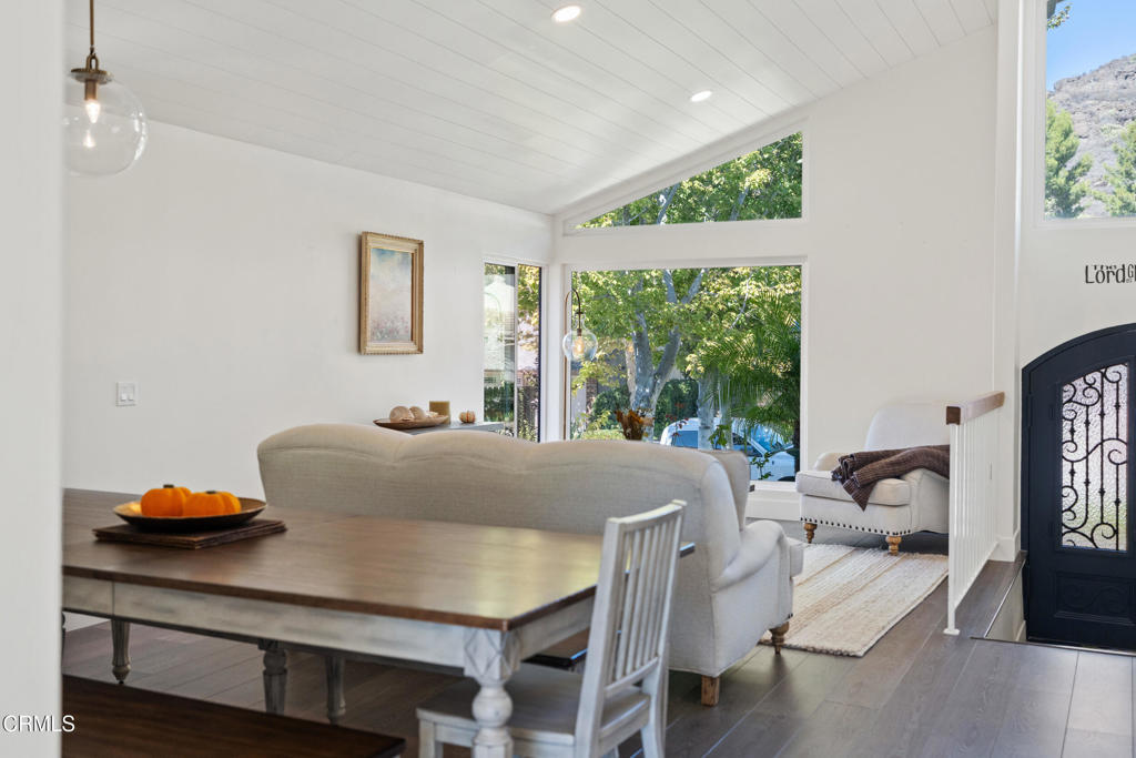 Thousand Oaks, California, 91360, United States, 4 Bedrooms Bedrooms, ,3 BathroomsBathrooms,Residential,For Sale,1974854