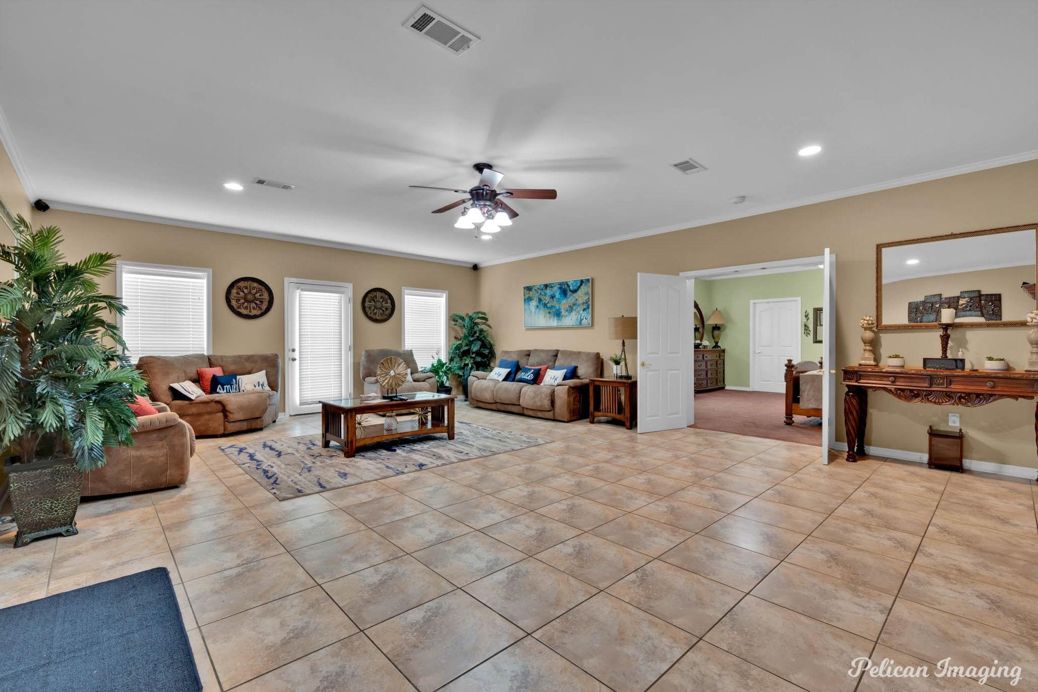 Natchitoches, Louisiana, 71457, United States, 5 Bedrooms Bedrooms, ,3 BathroomsBathrooms,Residential,For Sale,1993825