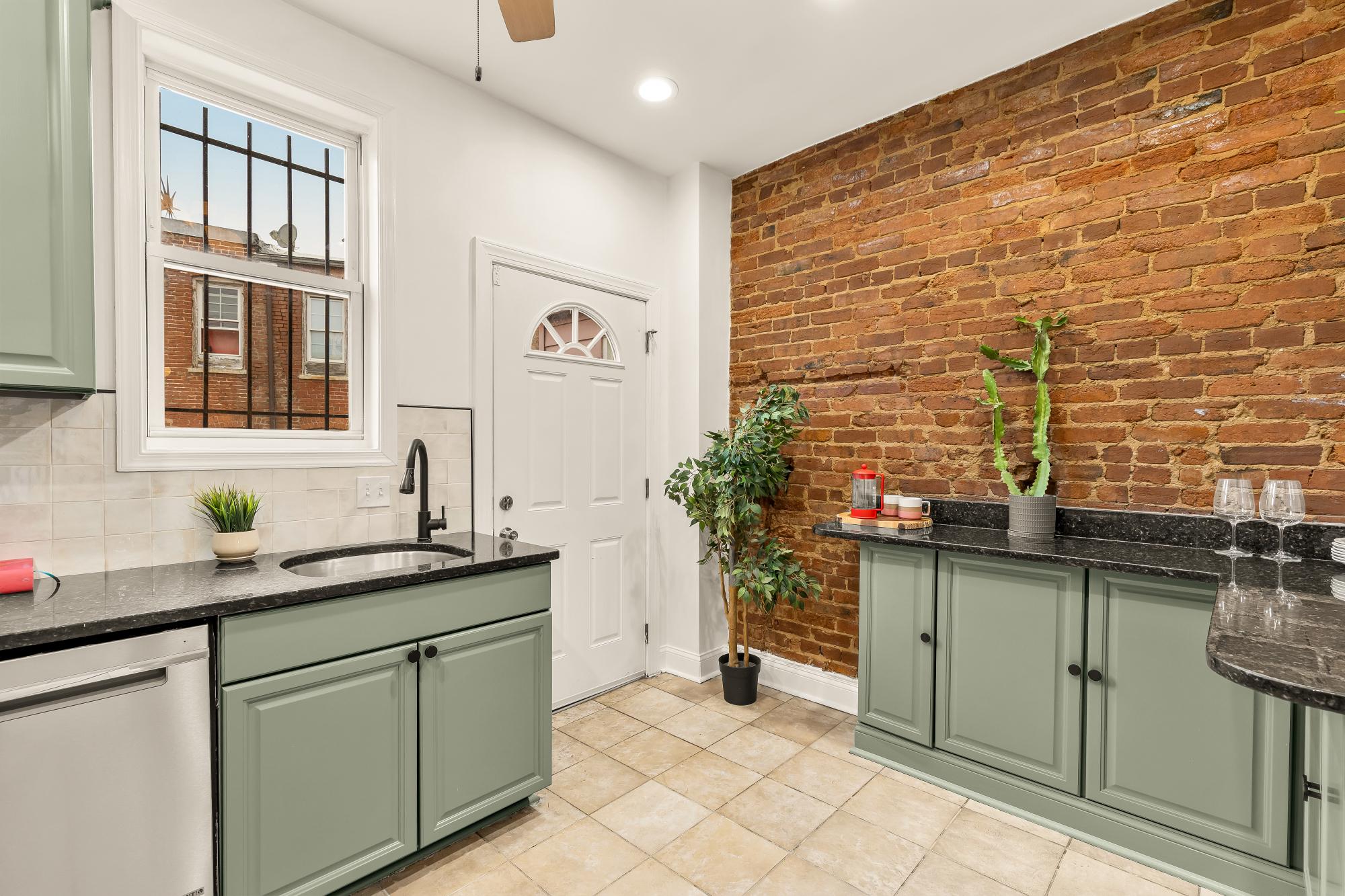  1017 Monroe Street NW, Washington, DC, 20010 - 物件實景