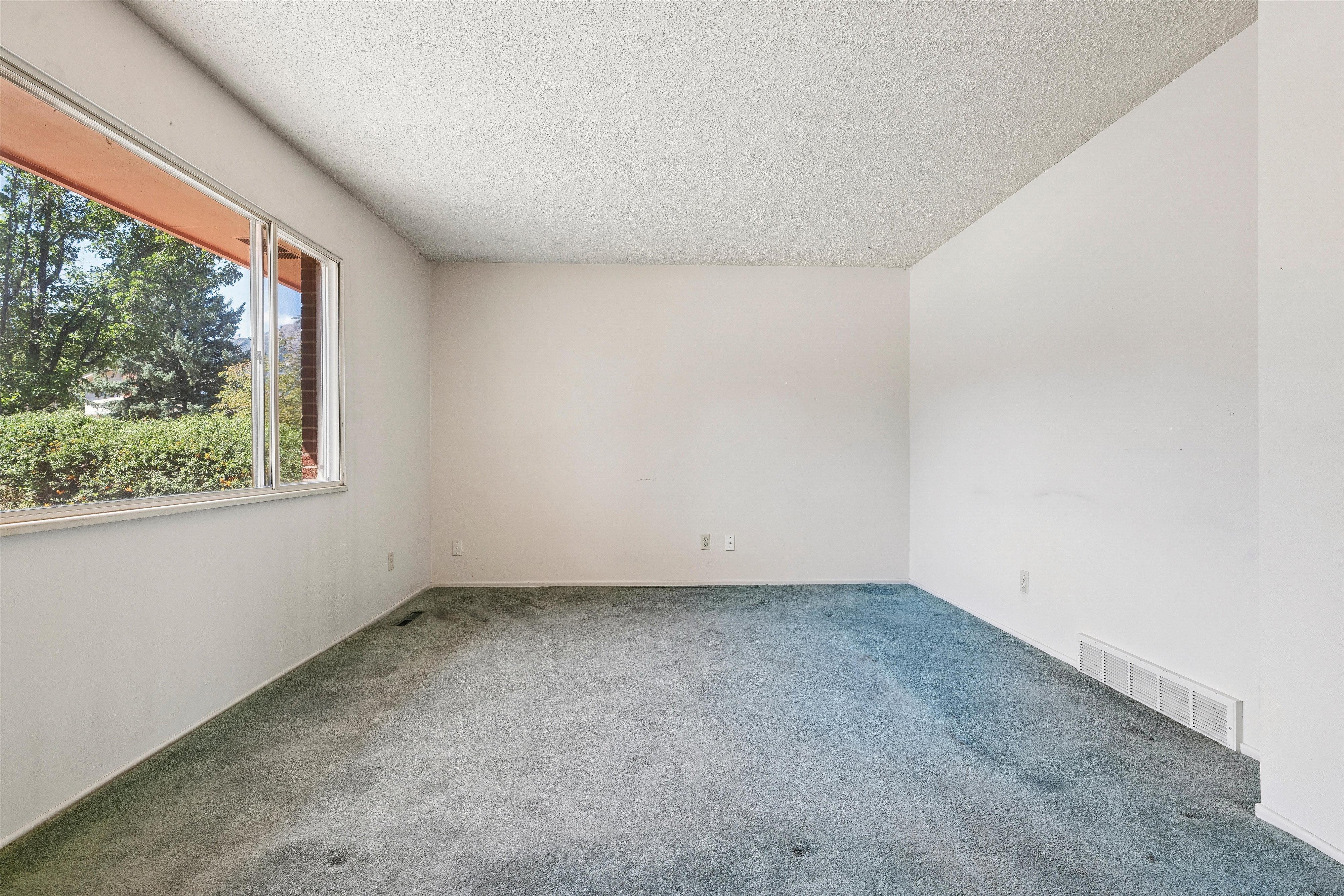  Exceptional opportunity in one of Boulder
