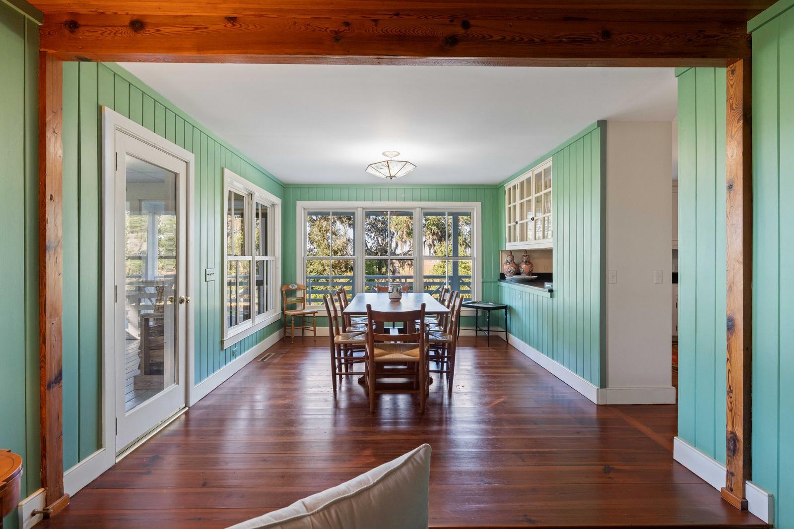 Yemassee, South Carolina, 29945, United States, 6 Bedrooms Bedrooms, ,7 BathroomsBathrooms,Residential,For Sale,1989284