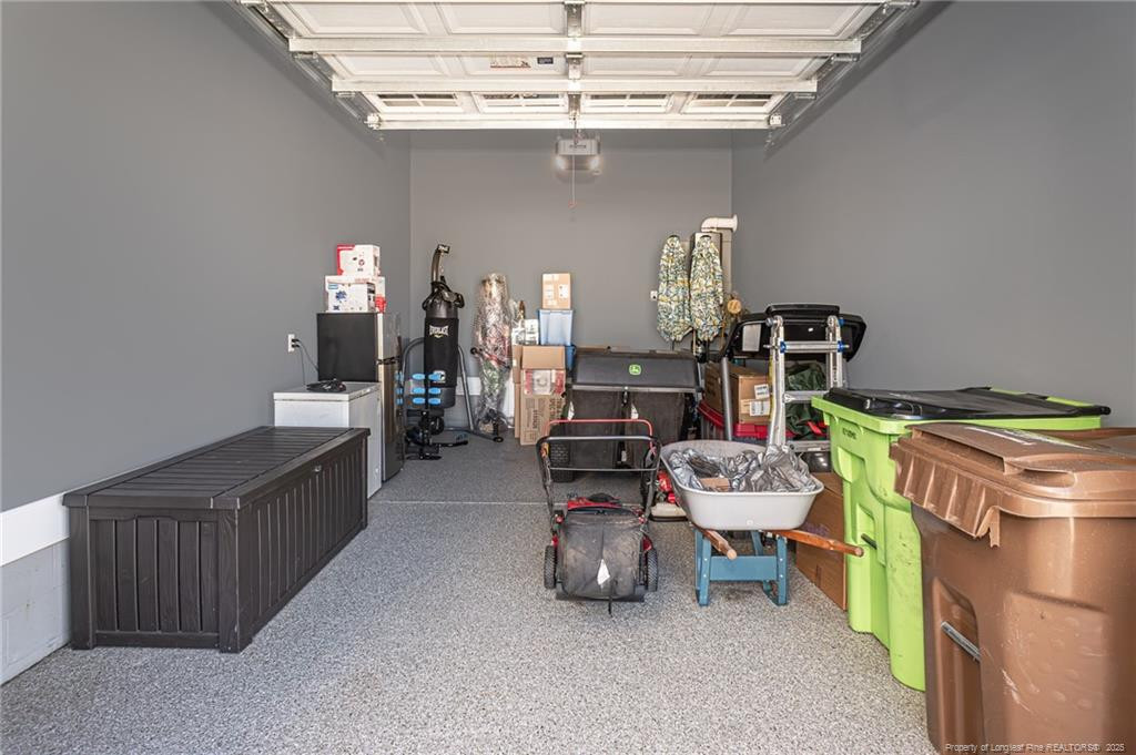 Holly Springs, North Carolina, 27540, United States, 4 Bedrooms Bedrooms, ,4 BathroomsBathrooms,Residential,For Sale,2003311