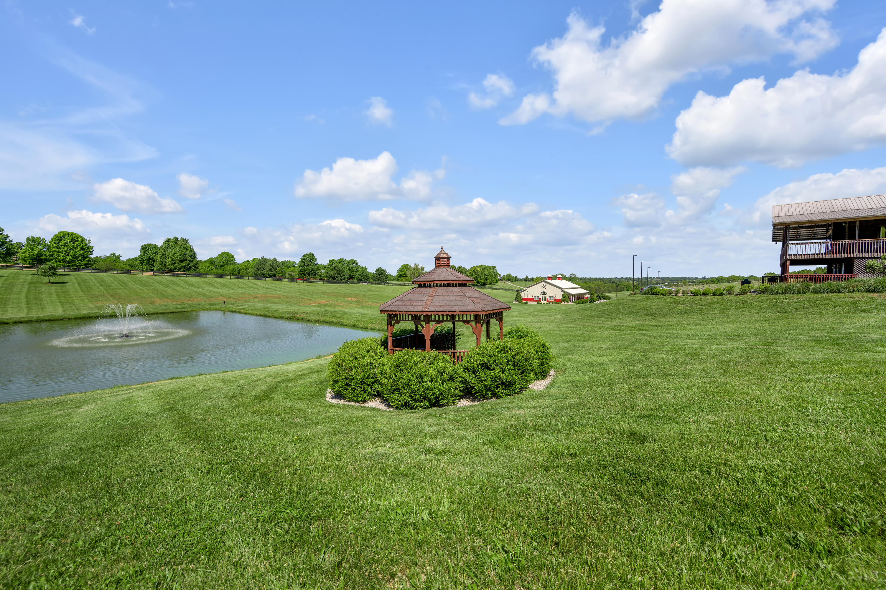  1180 Lanes Mill Road - 物件實景