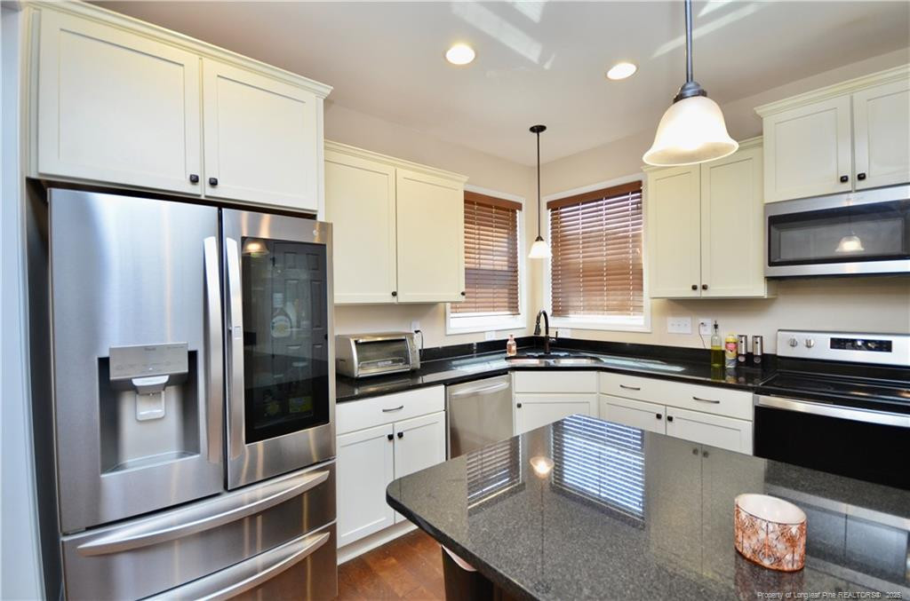 Wade, North Carolina, 28395, United States, 4 Bedrooms Bedrooms, ,5 BathroomsBathrooms,Residential,For Sale,1779432