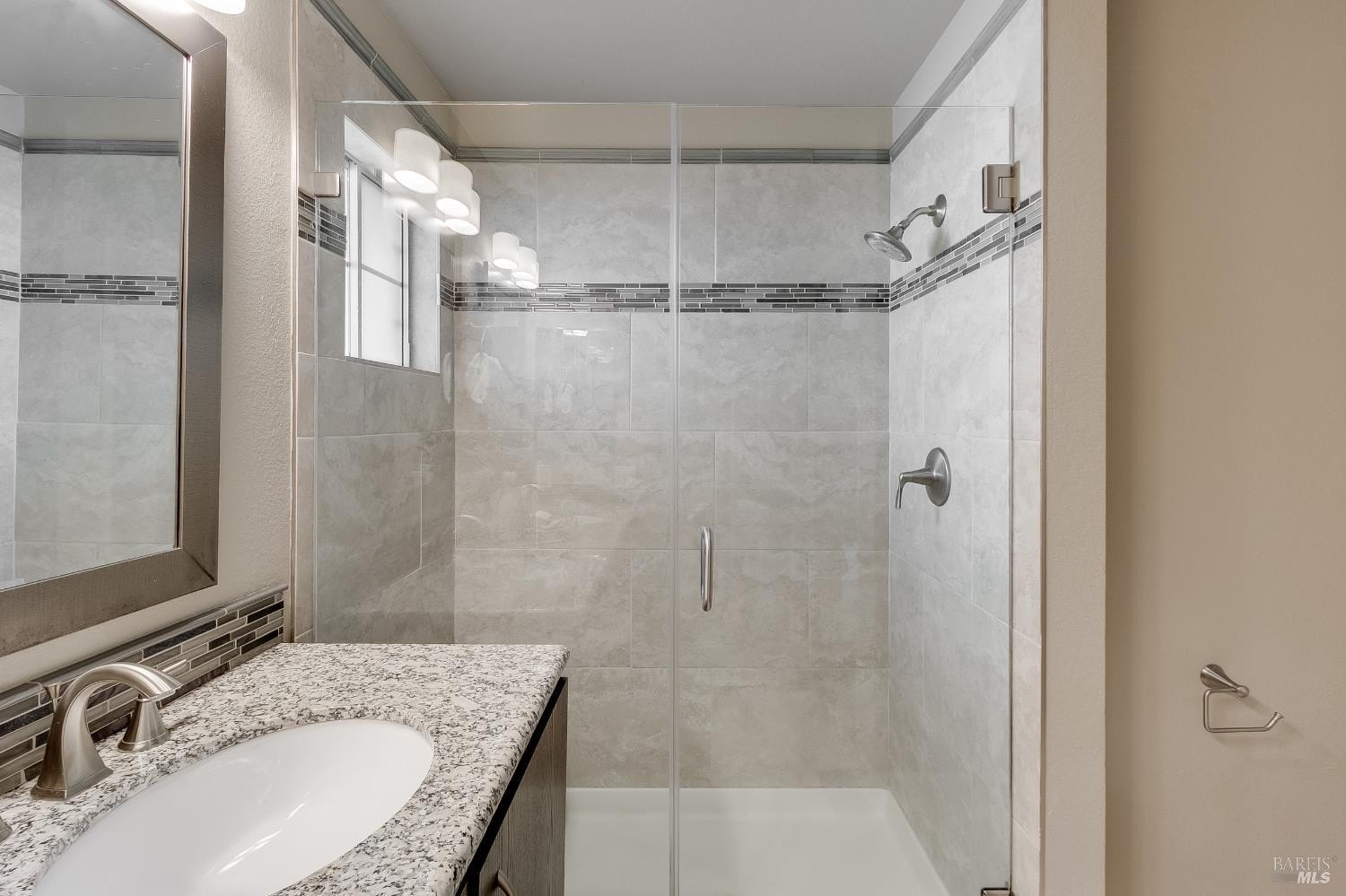 Martinez, California, 94553, United States, 3 Bedrooms Bedrooms, ,3 BathroomsBathrooms,Residential,For Sale,1990970