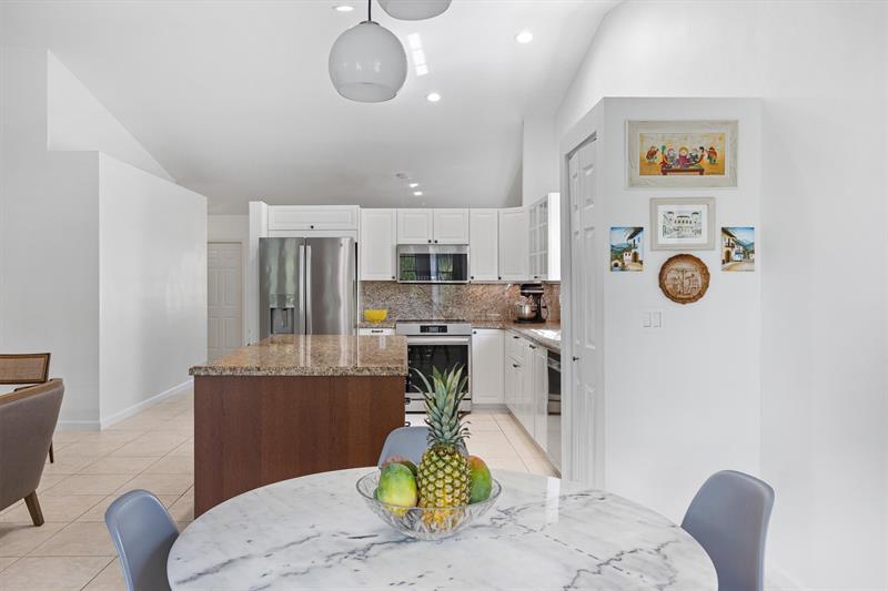 Sunrise, Florida, 33323, United States, 3 Bedrooms Bedrooms, ,2 BathroomsBathrooms,Residential,For Sale,1862219