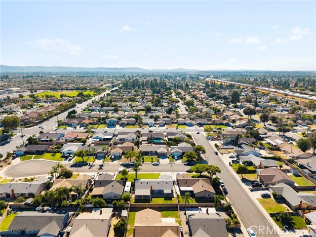 Ontario, California, 91761, United States, 4 Bedrooms Bedrooms, ,2 BathroomsBathrooms,Residential,For Sale,1976120