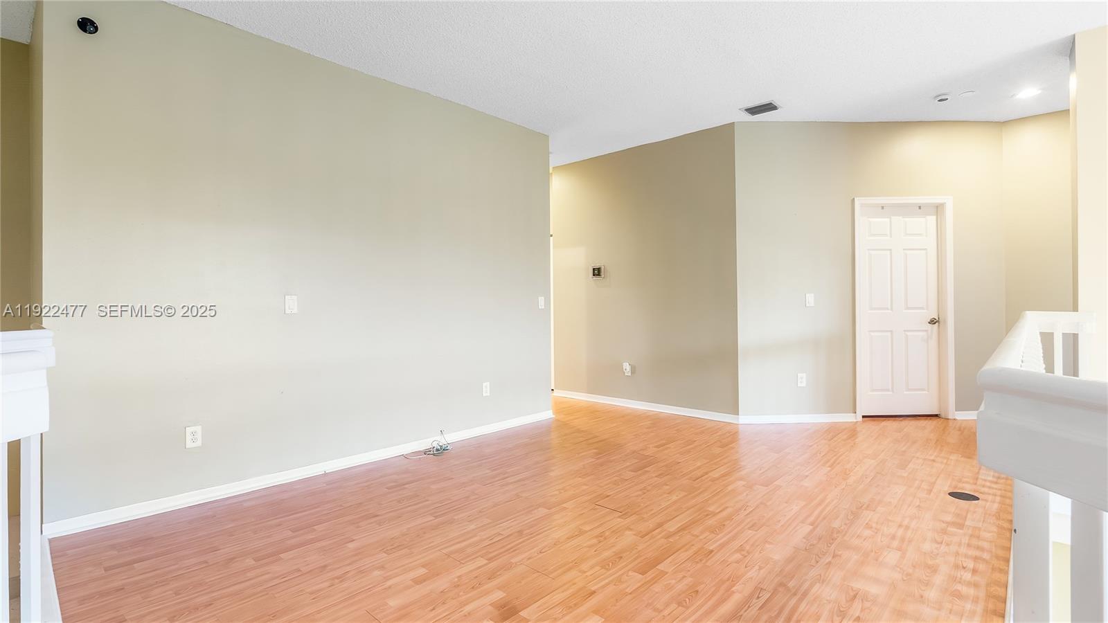 Pembroke Pines, Florida, 33028, United States, 5 Bedrooms Bedrooms, ,4 BathroomsBathrooms,Residential,For Sale,2002117