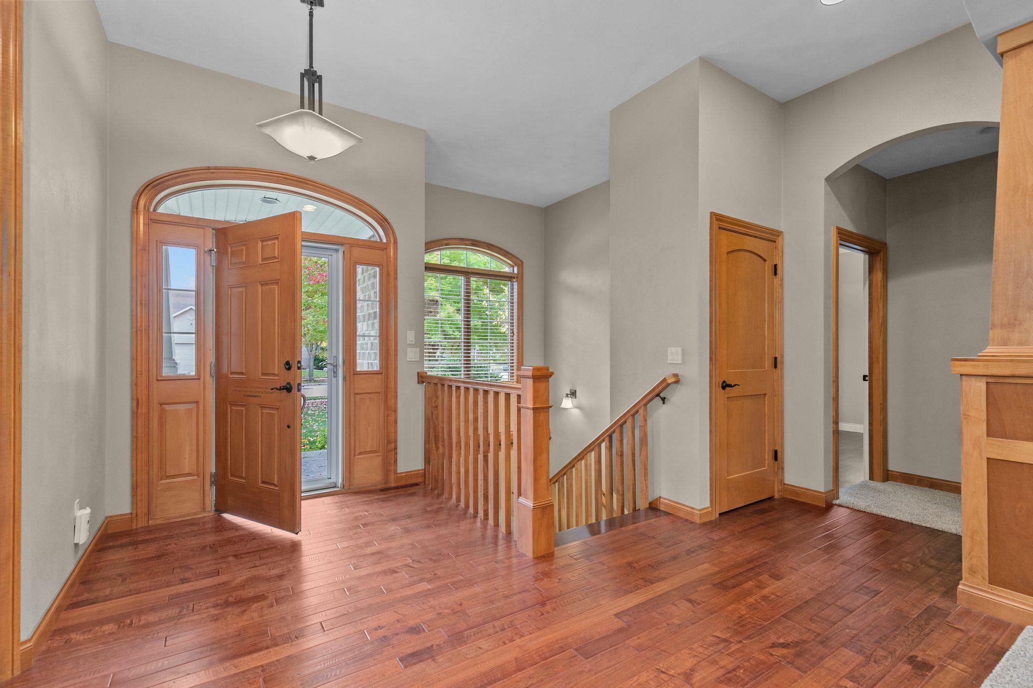 Combined Locks, Wisconsin, 54113, United States, 3 Bedrooms Bedrooms, ,4 BathroomsBathrooms,Residential,For Sale,1976414