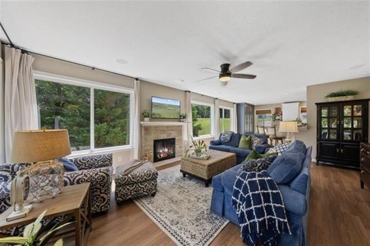 Fountain Run, Kentucky, 42133, United States, 4 Bedrooms Bedrooms, ,3 BathroomsBathrooms,Residential,For Sale,1827349