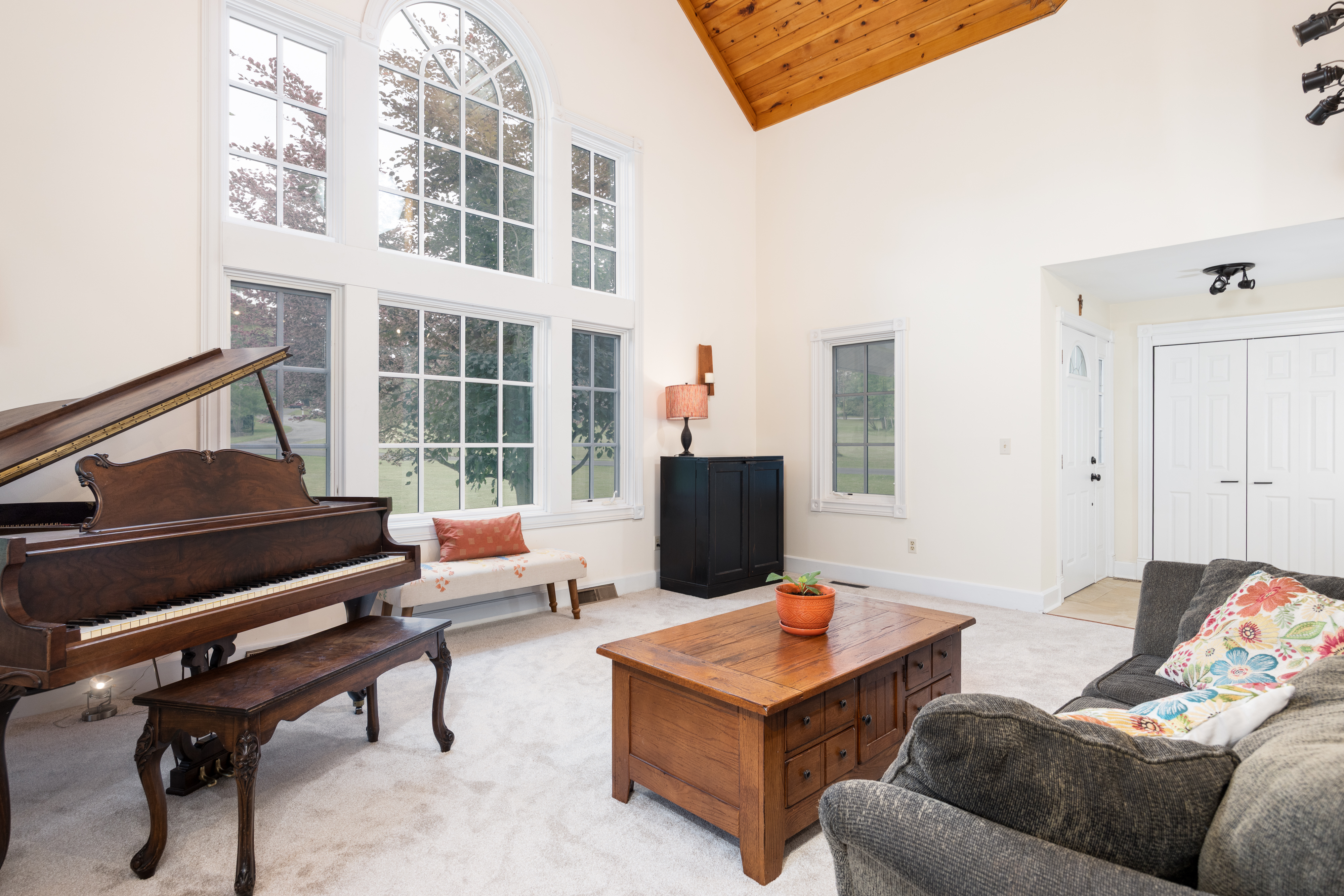  40 West Gate Drive, Aurora, NY, 14052 - 物件實景