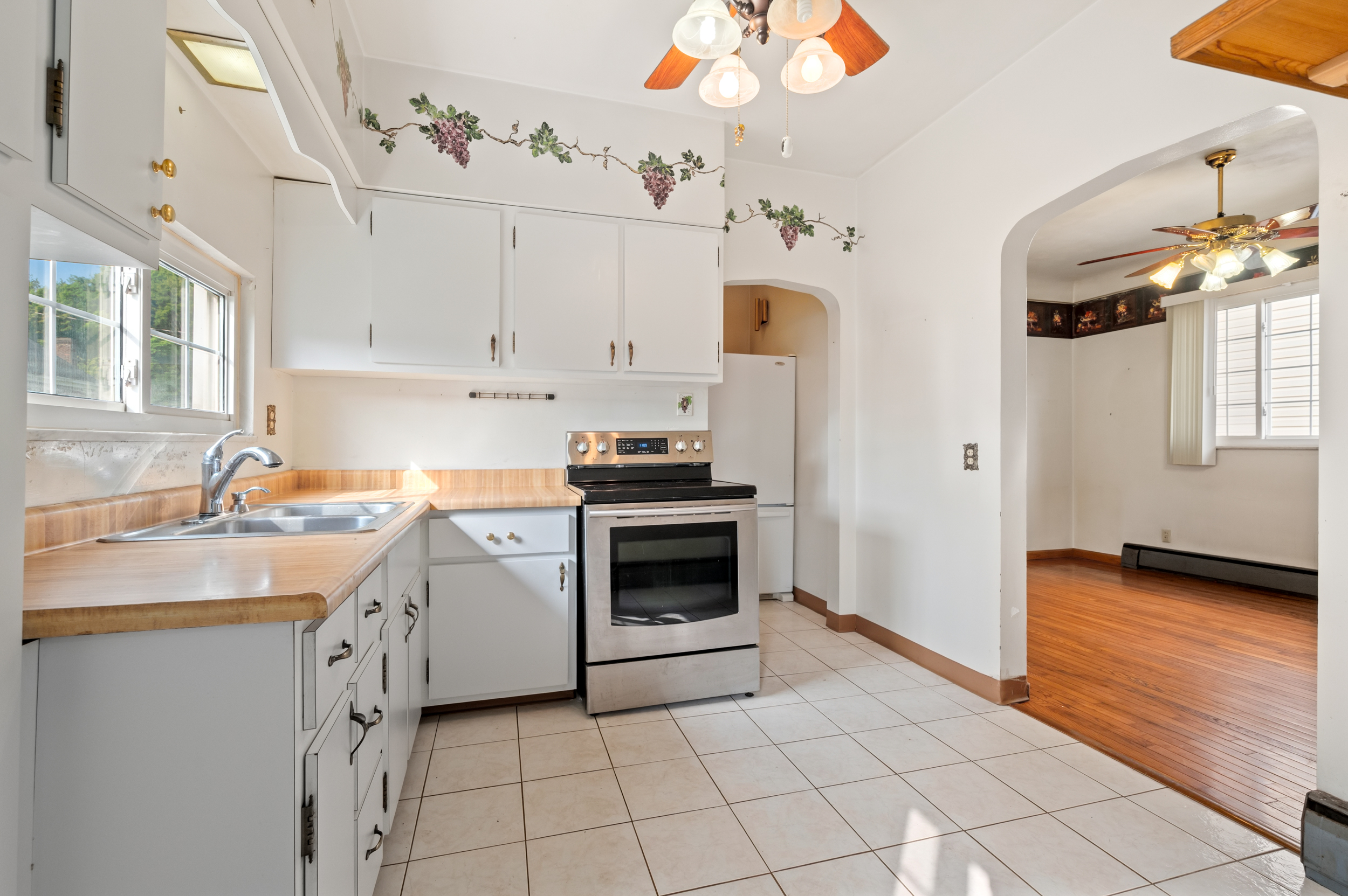  444 Russellwood Avenue, McKees Rocks, PA 15136 - 物件實景