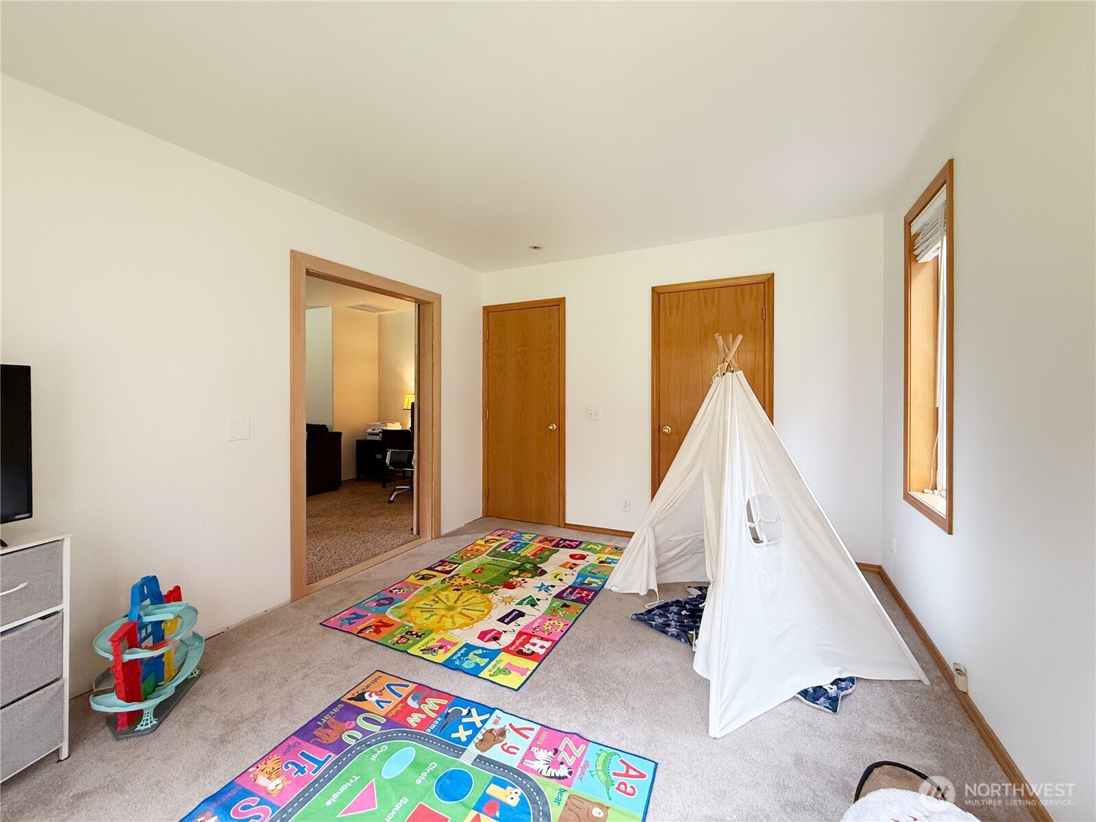 Arlington, Washington, 98223, United States, 6 Bedrooms Bedrooms, ,5 BathroomsBathrooms,Residential,For Sale,1984023