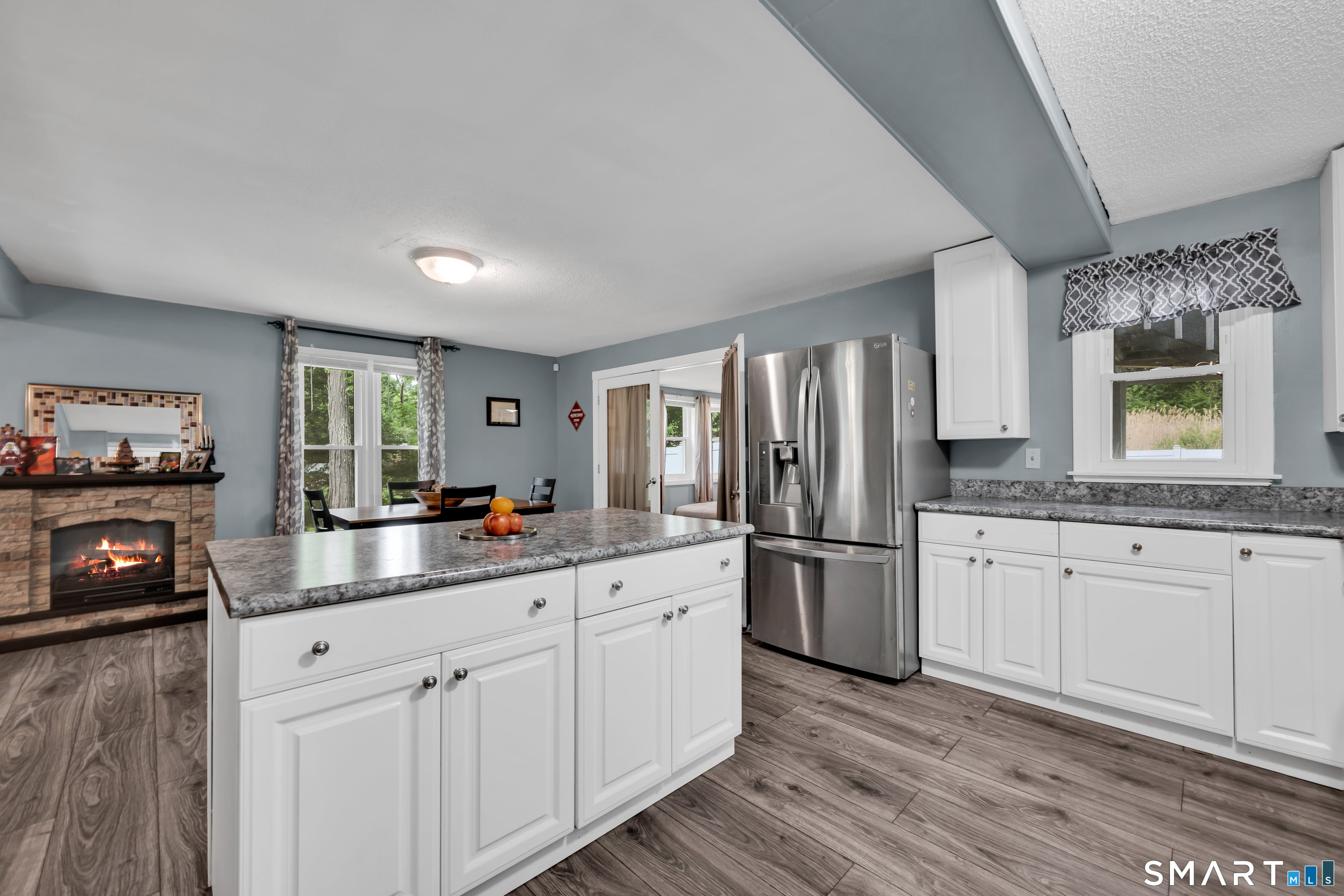 Southington, Connecticut, 06489, United States, 4 Bedrooms Bedrooms, ,3 BathroomsBathrooms,Residential,For Sale,2048016