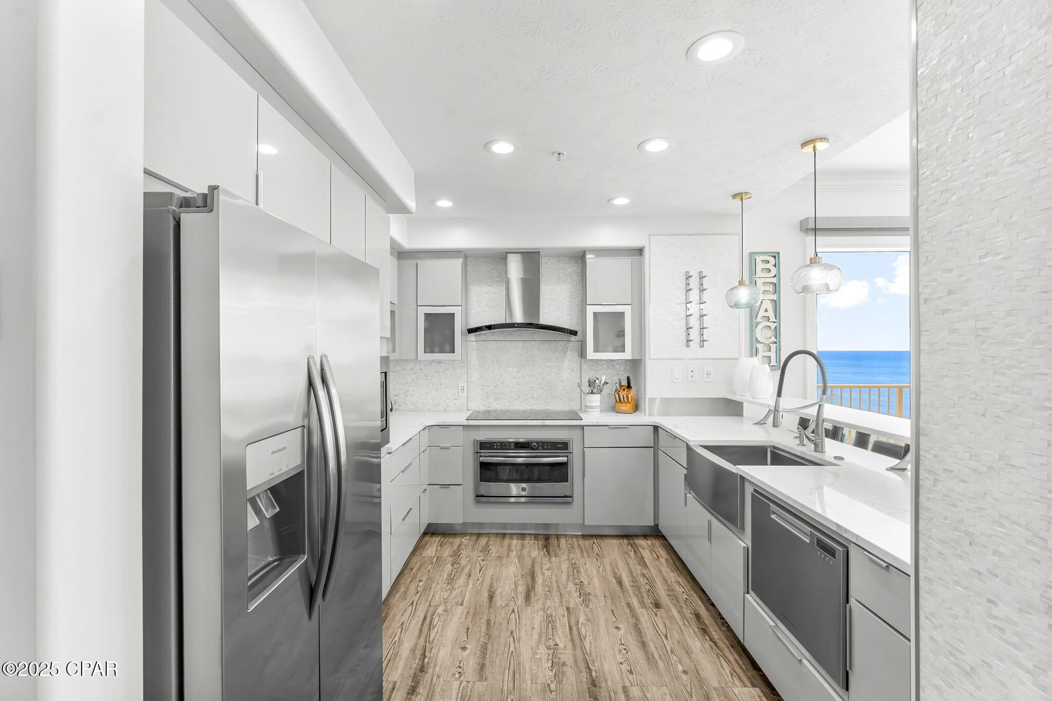 Panama City, Florida, 32408, United States, 3 Bedrooms Bedrooms, ,2 BathroomsBathrooms,Residential,For Sale,2001497