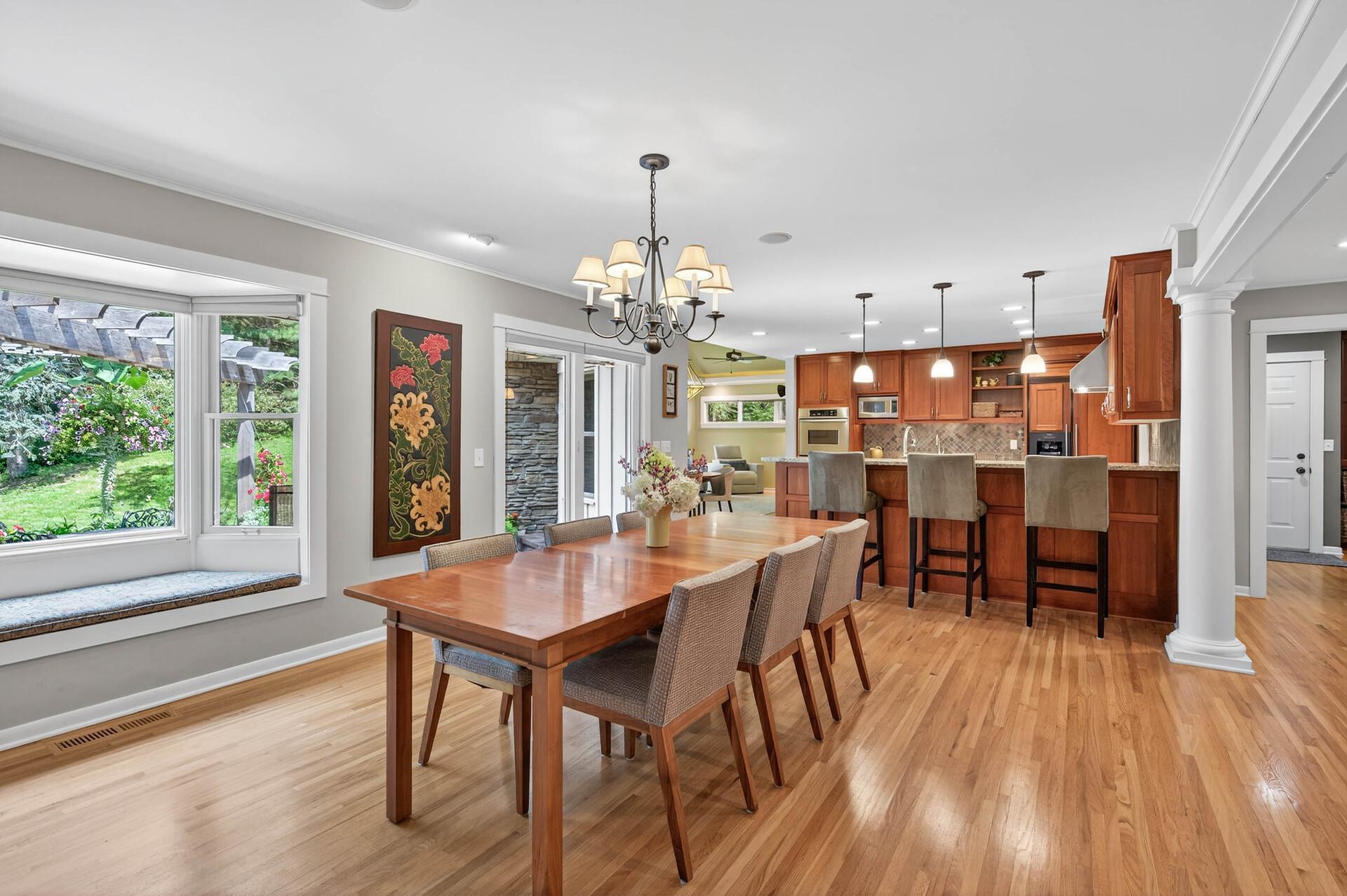 Minnetonka, Minnesota, 55345, United States, 5 Bedrooms Bedrooms, ,2 BathroomsBathrooms,Residential,For Sale,1919862