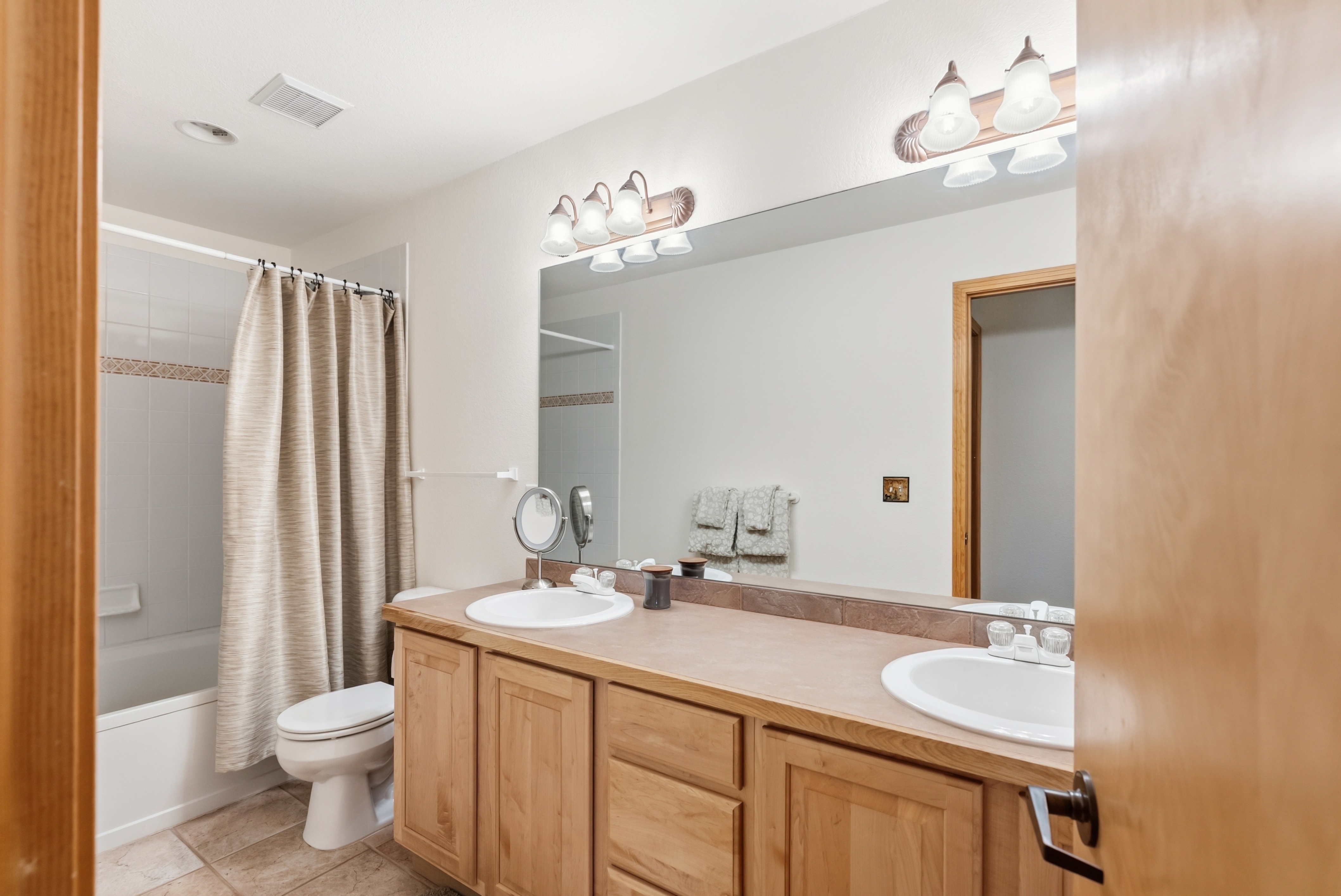  135 Creek Lane, Silverthorne, CO, 80498 - 物件實景