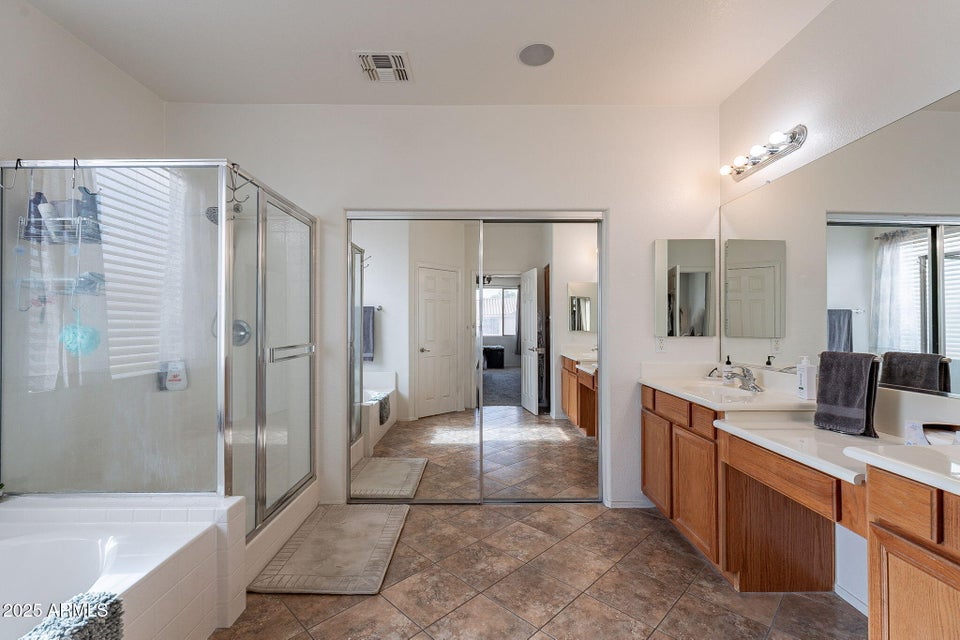 Surprise, Arizona, 85379, United States, 5 Bedrooms Bedrooms, ,1 BathroomBathrooms,Residential,For Sale,1979655