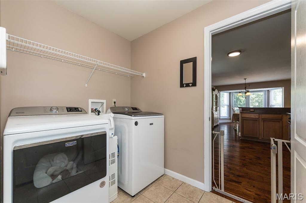 St Peters, Missouri, 63304, United States, 4 Bedrooms Bedrooms, ,3 BathroomsBathrooms,Residential,For Sale,1933139