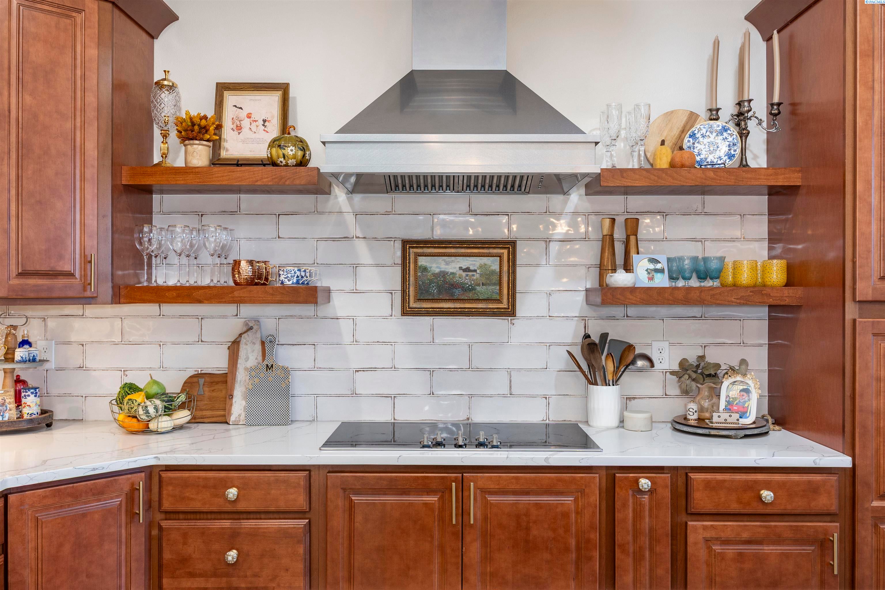 Pasco, Washington, 99301, United States, 3 Bedrooms Bedrooms, ,3 BathroomsBathrooms,Residential,For Sale,1981620