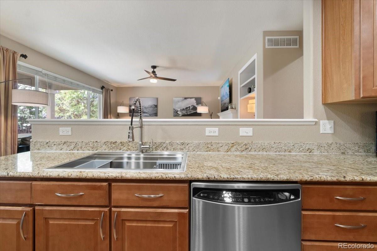 Erie, Colorado, 80516, United States, 5 Bedrooms Bedrooms, ,4 BathroomsBathrooms,Residential,For Sale,1794291