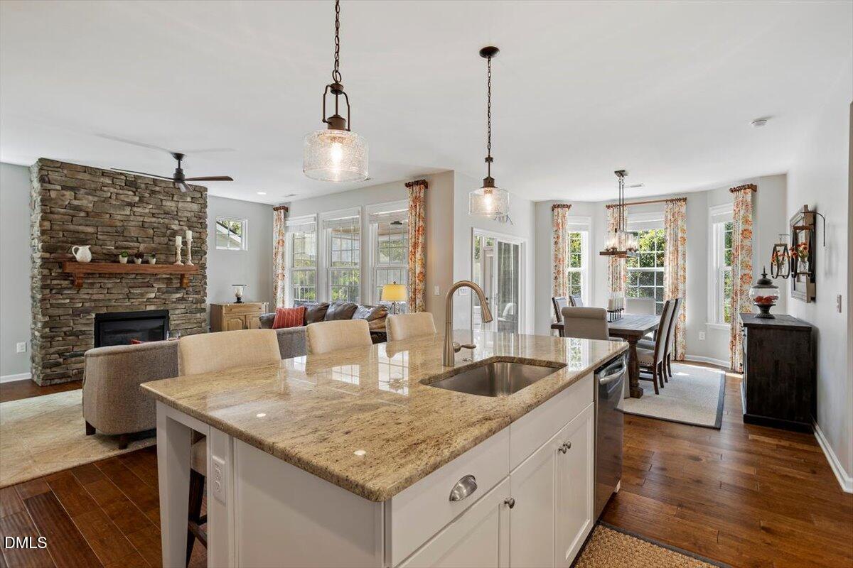 Durham, North Carolina, 27703, United States, 2 Bedrooms Bedrooms, ,2 BathroomsBathrooms,Residential,For Sale,1972659