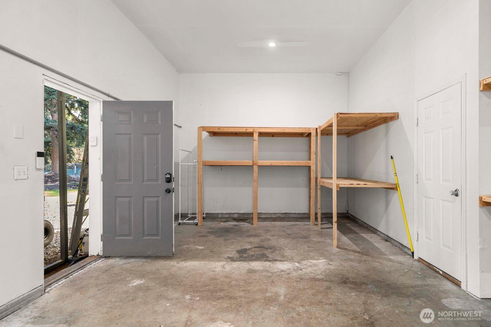 EATONVILLE, Washington, 98328, United States, 4 Bedrooms Bedrooms, ,3 BathroomsBathrooms,Residential,For Sale,1997124