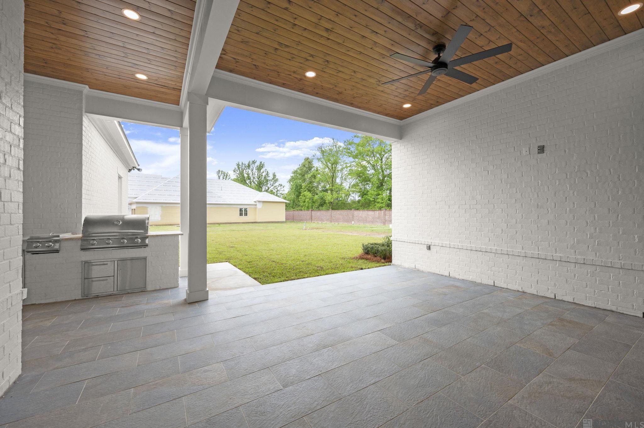 Baton Rouge, Louisiana, 70817, United States, 4 Bedrooms Bedrooms, ,3 BathroomsBathrooms,Residential,For Sale,2032762