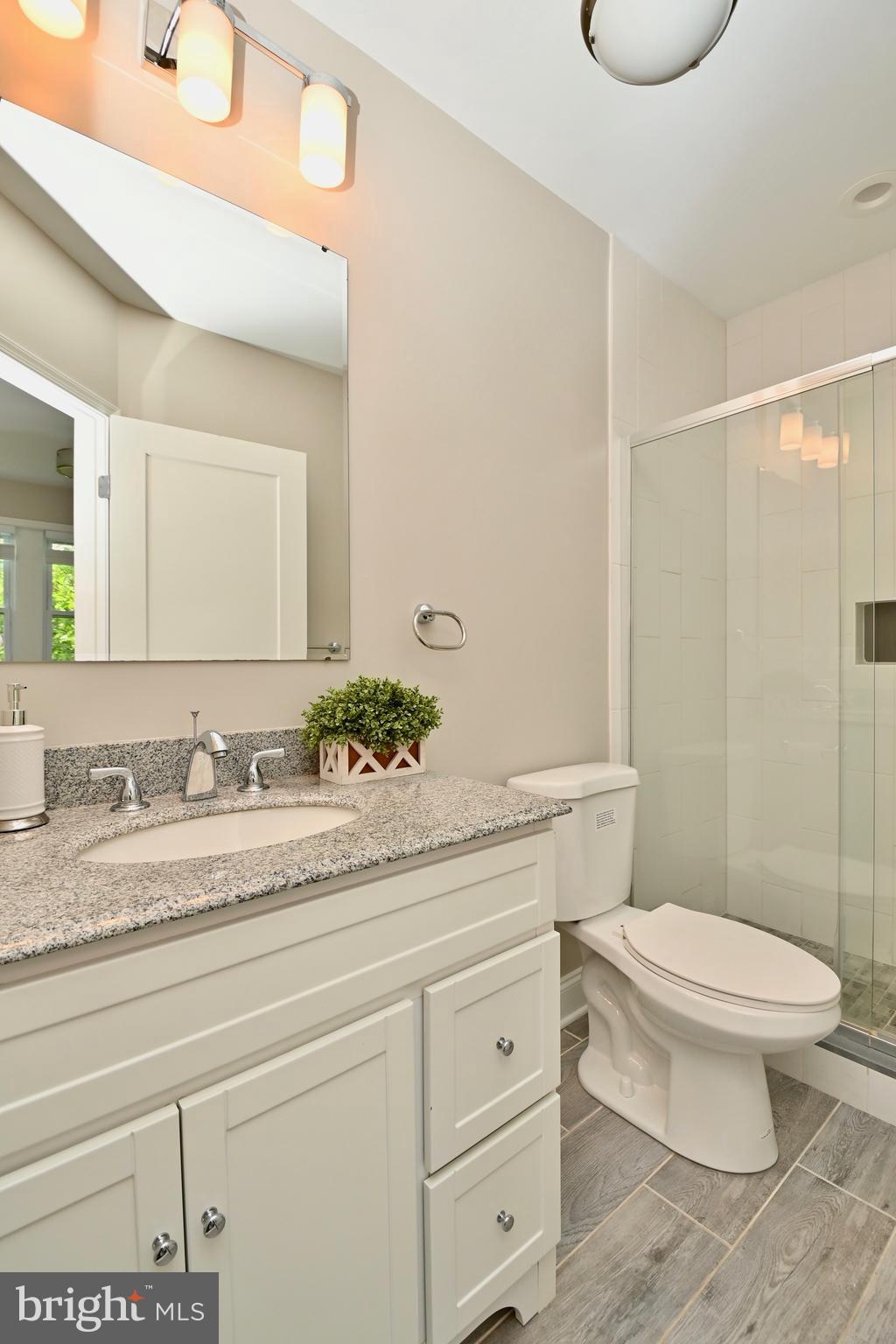 Washington, District of Columbia, 20002, United States, 3 Bedrooms Bedrooms, ,4 BathroomsBathrooms,Residential,For Sale,1931159