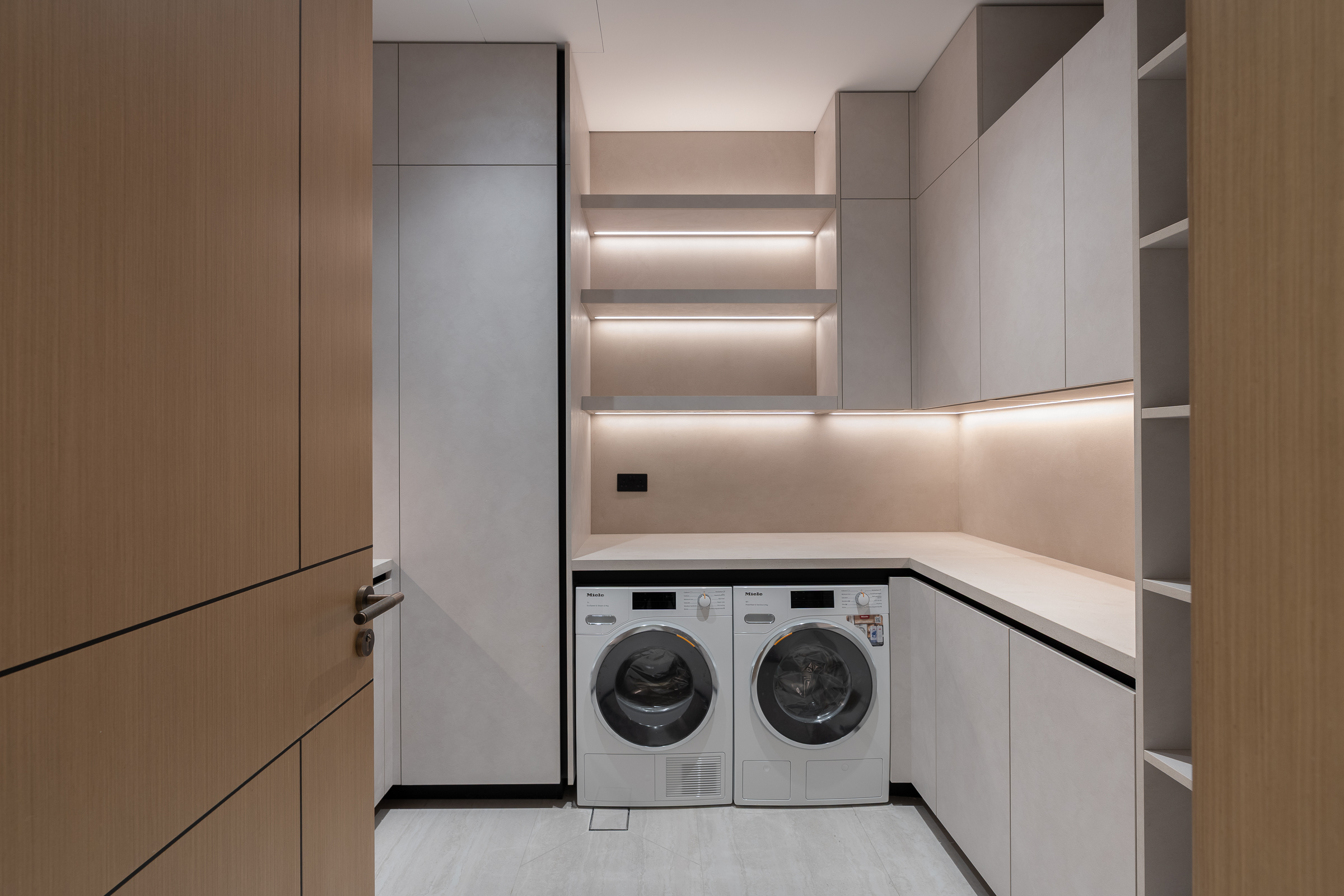  Brand New Nad Al Sheba Villa with Expansive Interiors - 物件實景