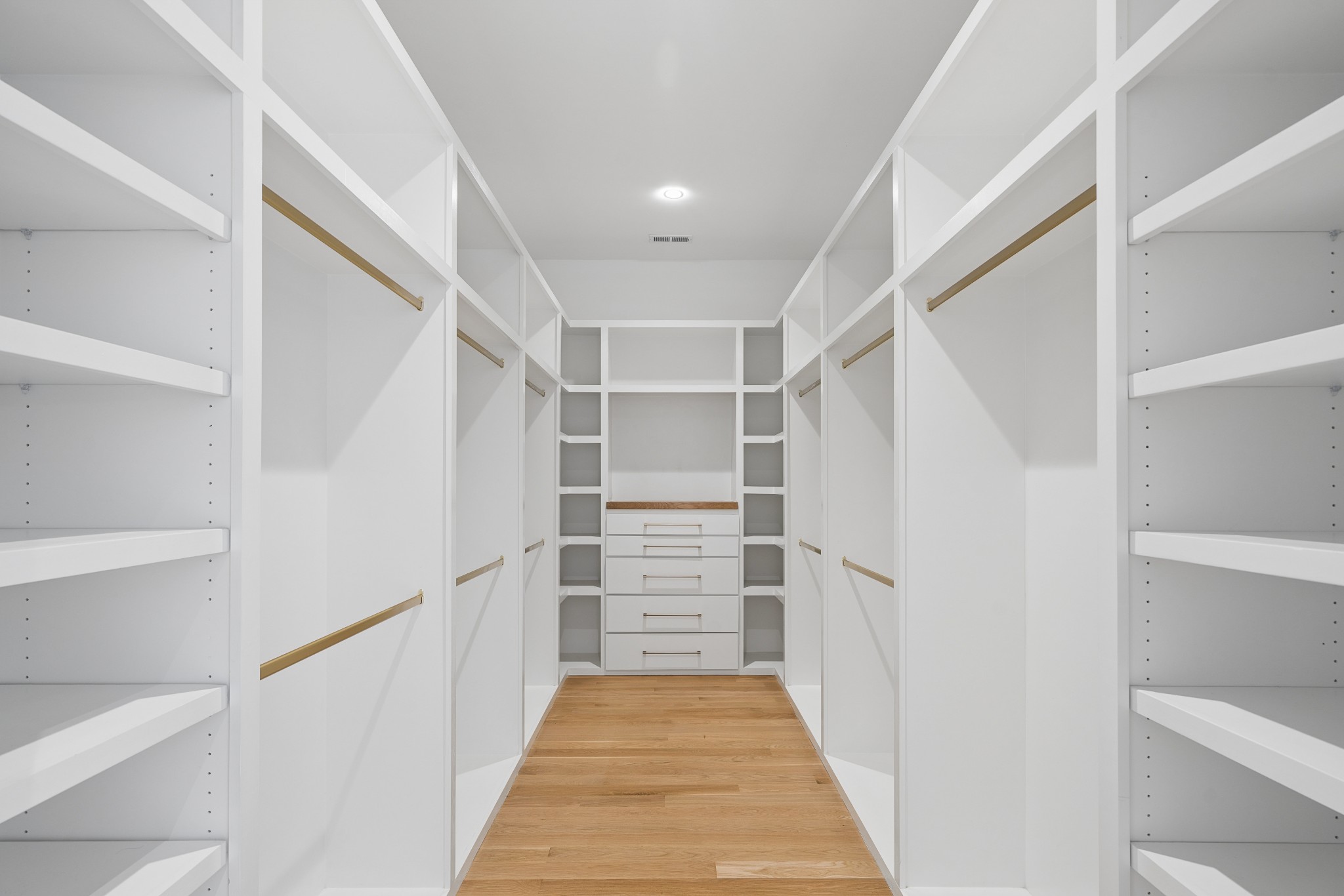  1076 Archer St, Nashville, TN, 37203 - 物件實景