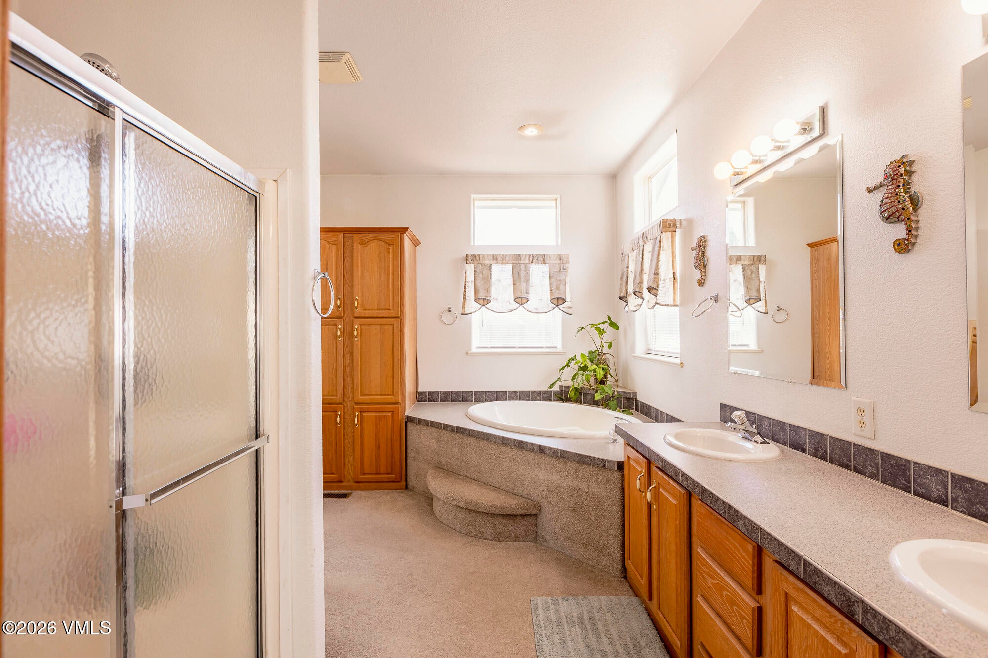 Gypsum, Colorado, 81637, United States, 3 Bedrooms Bedrooms, ,2 BathroomsBathrooms,Residential,For Sale,2048005