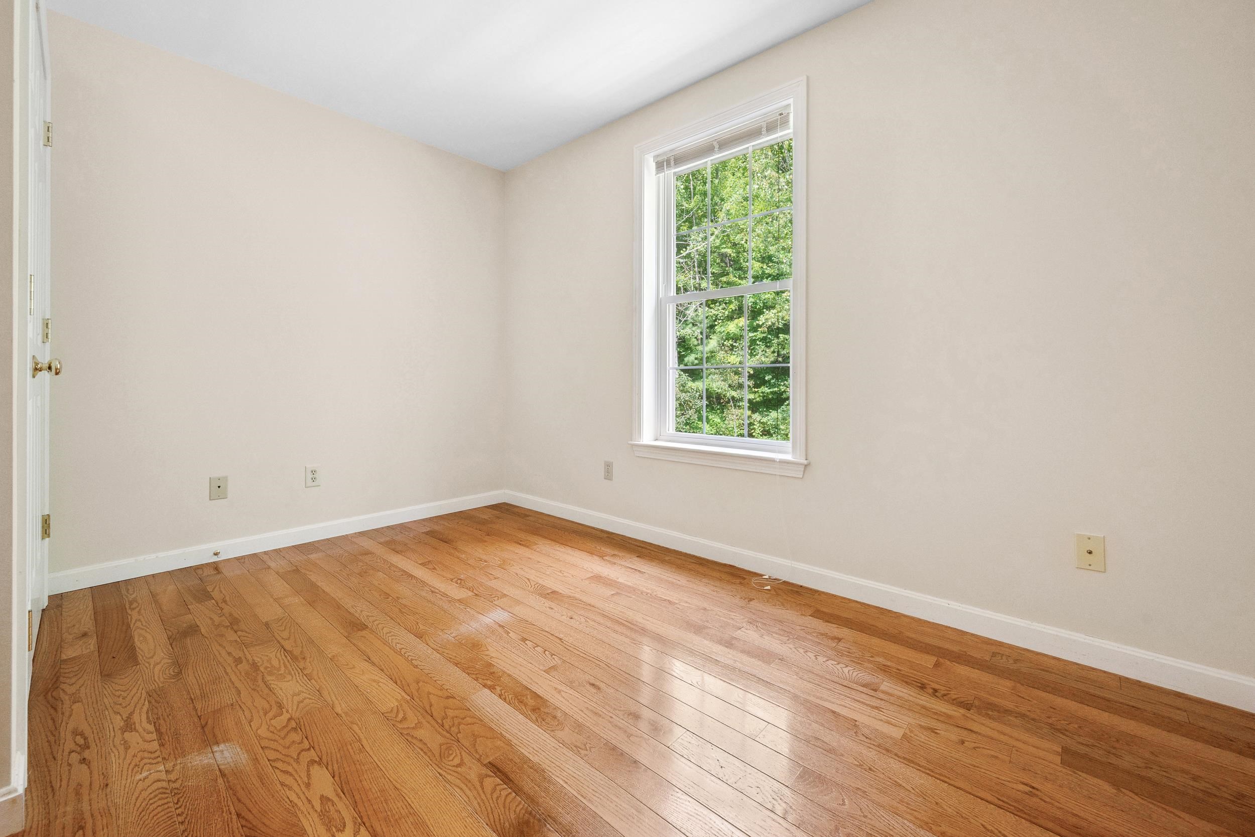 Conway, New Hampshire, 03813, United States, 3 Bedrooms Bedrooms, ,2 BathroomsBathrooms,Residential,For Sale,1906955