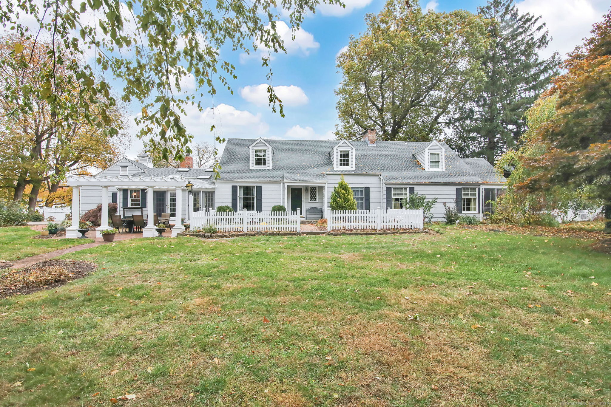 Glastonbury, Connecticut, 06033, United States, 4 Bedrooms Bedrooms, ,3 BathroomsBathrooms,Residential,For Sale,1988167