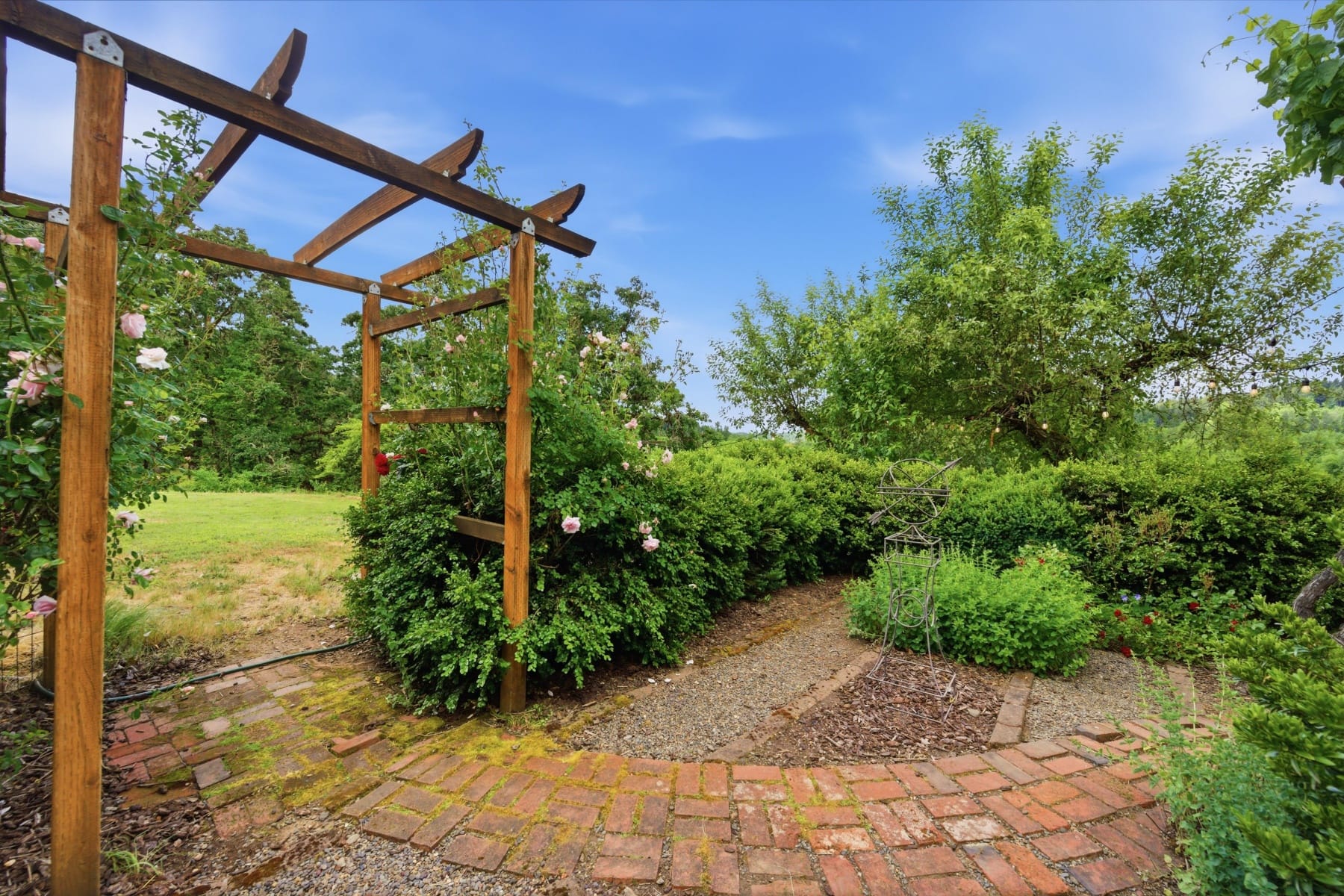  13880 MCCALEB RD Monmouth, OR 97361 - 物件實景