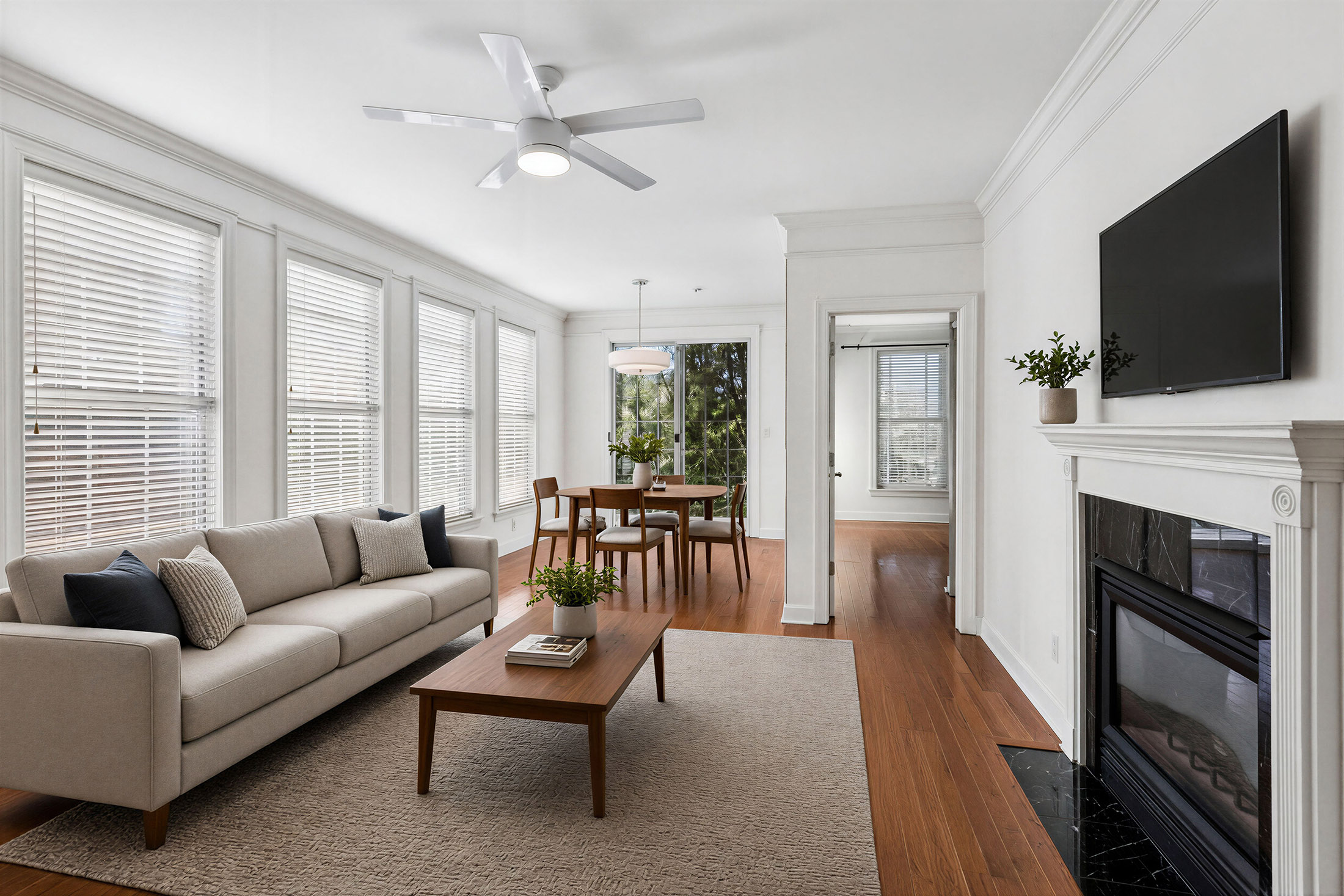  Well Maintained Unit in a Special Community - 物件實景