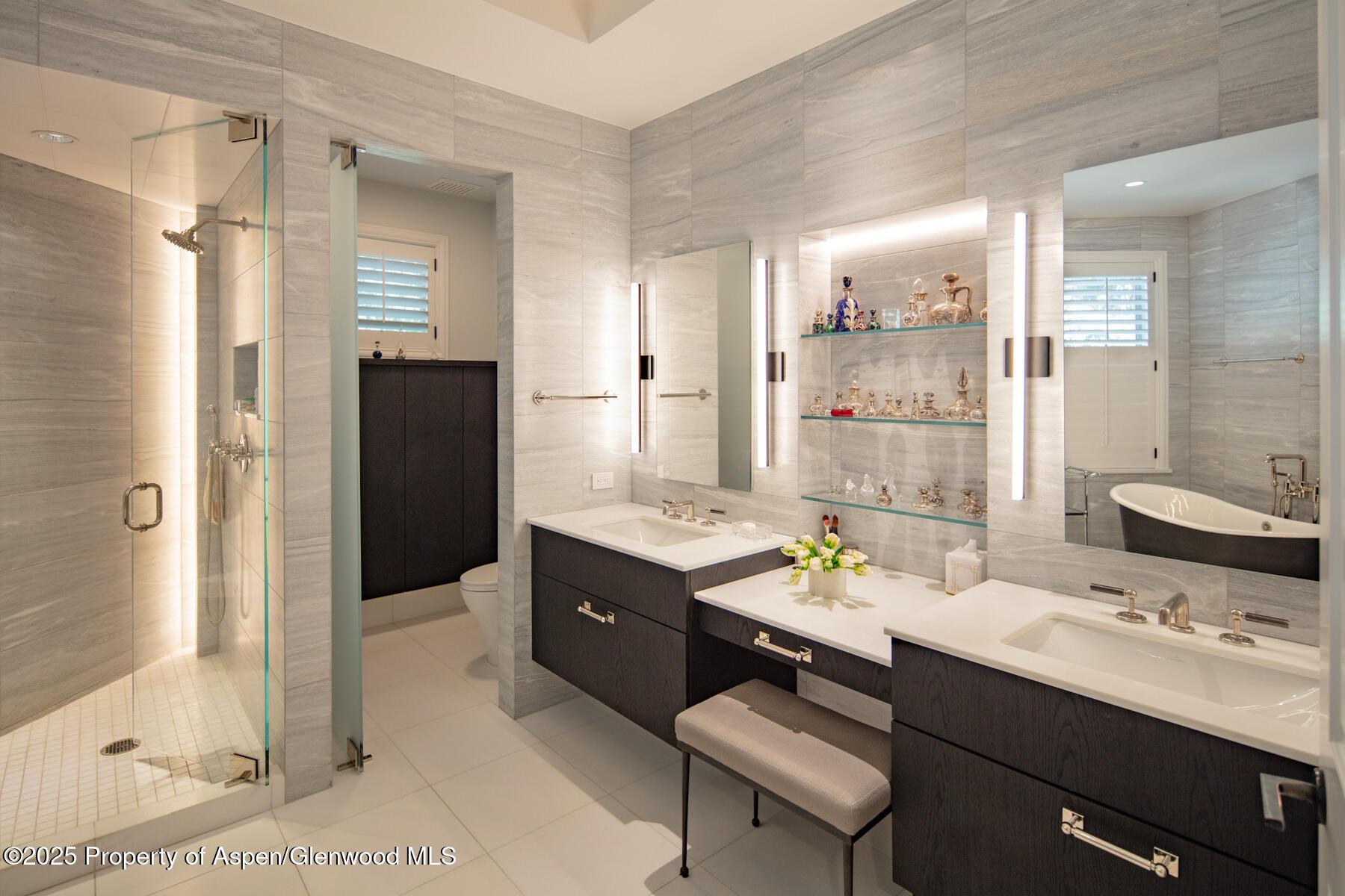 Aspen, Colorado, 81611, United States, 5 Bedrooms Bedrooms, ,6 BathroomsBathrooms,Residential,For Sale,1866830