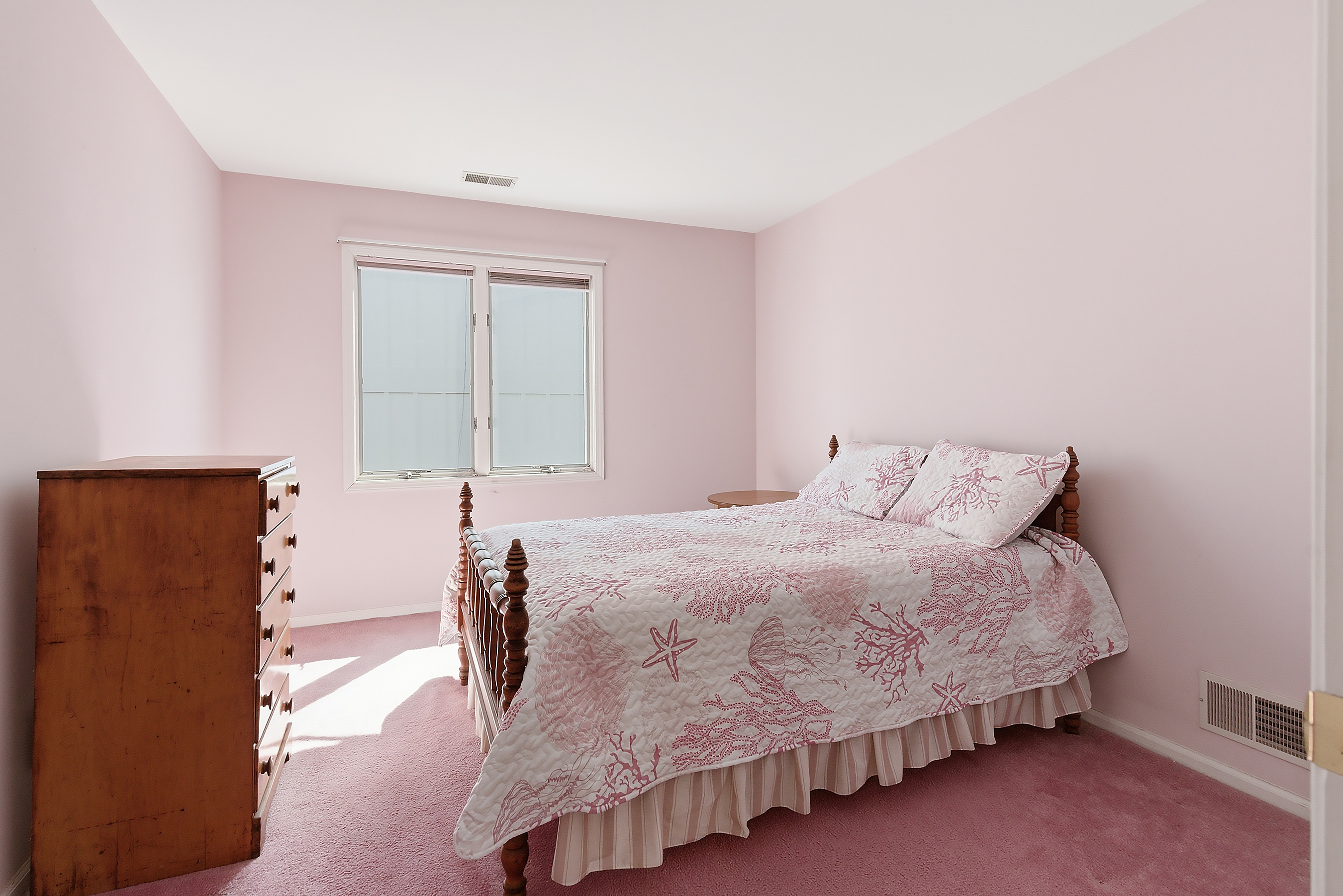  Spacious Shore Colonial in Bay Head Pointe - 物件實景